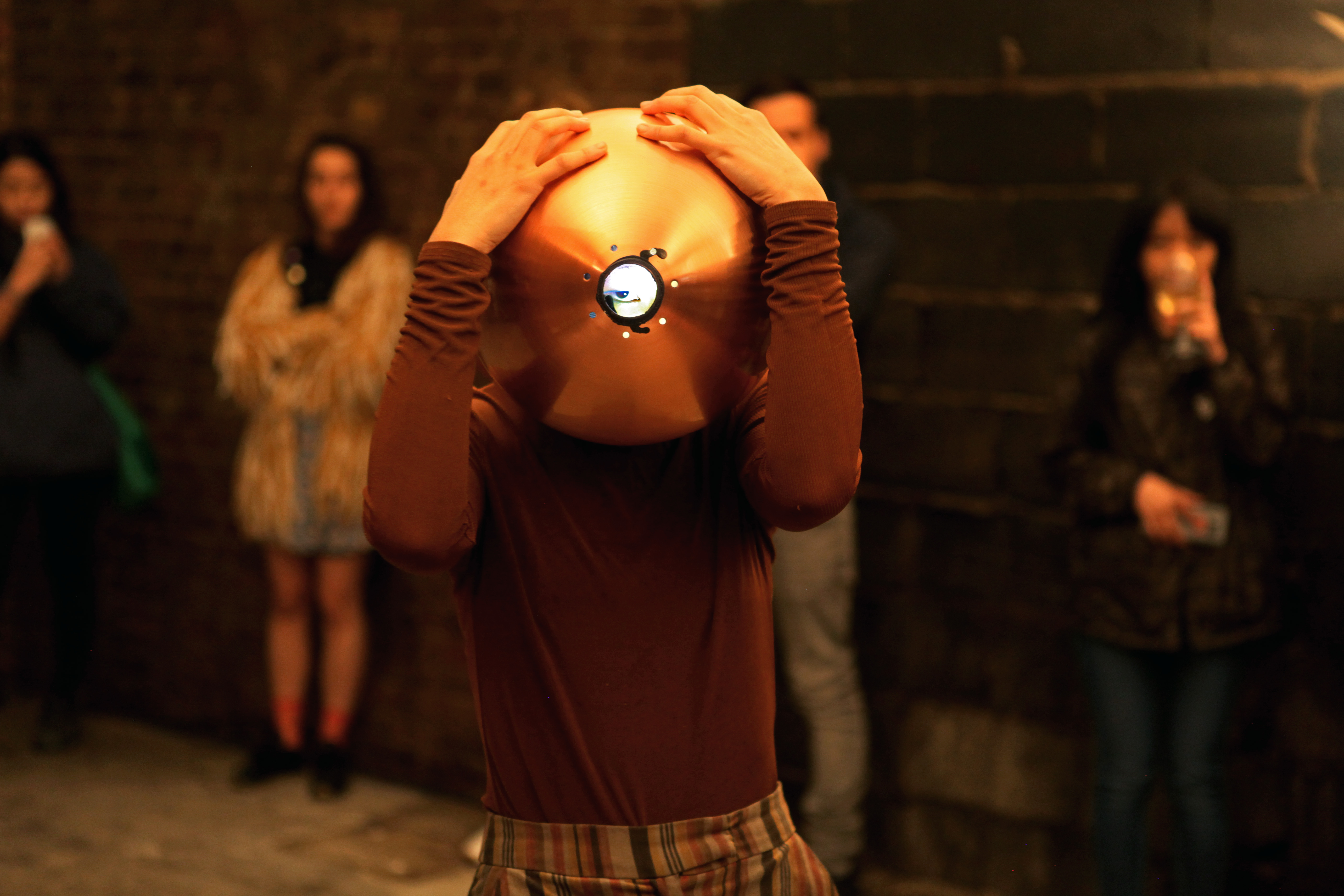 Live Performance, Doodle Bar Warehouse, 5 minutes of your time, 2018 (photo by Nigel Rolfe)