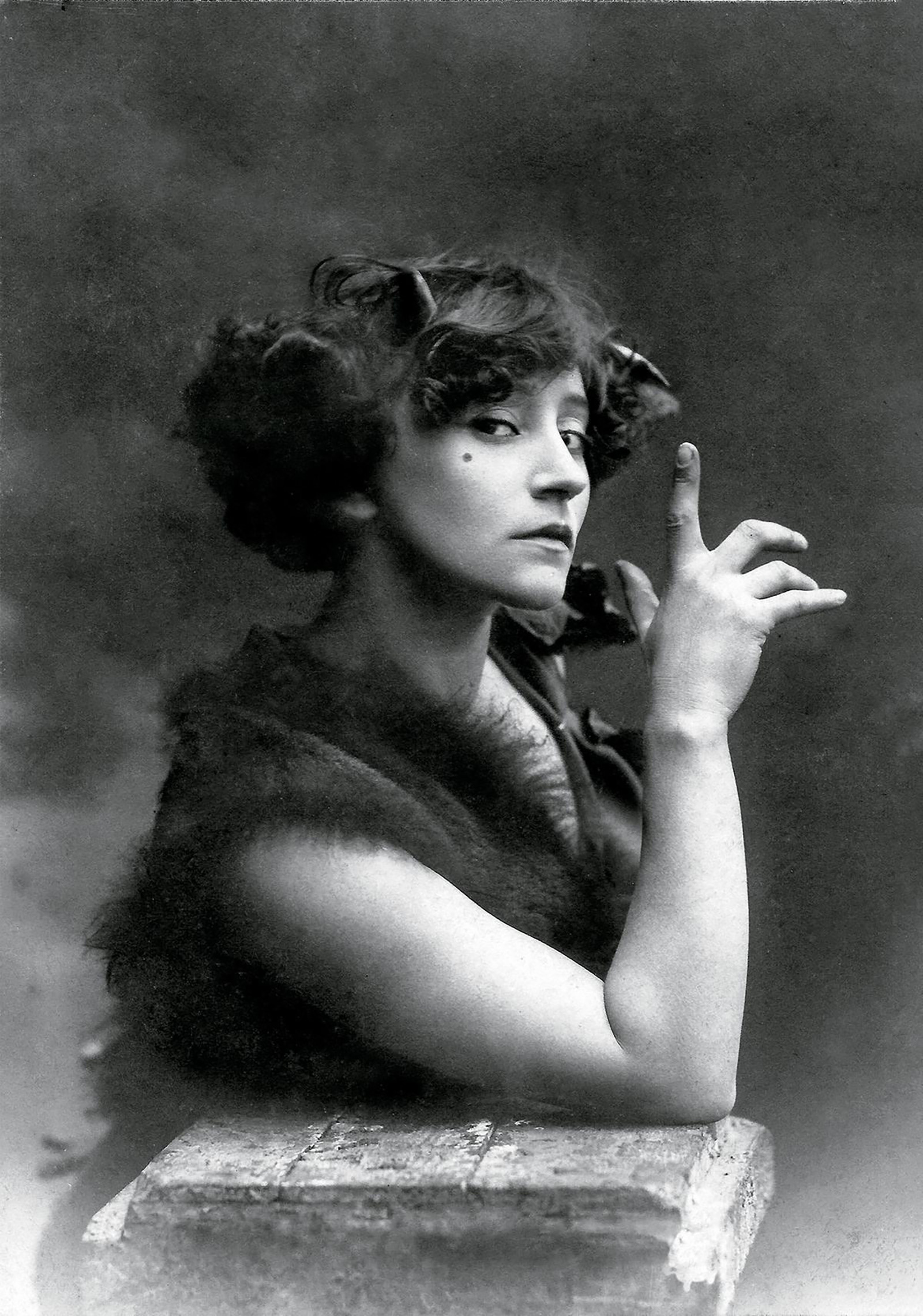 Colette en faune par Maurice Couture © Bertrand Huet/BnF  Collection Frédéric Maget