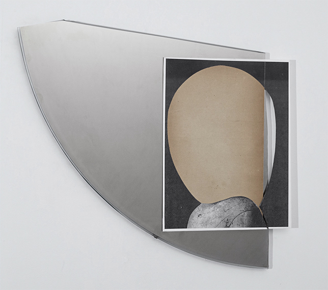 Gota de sol (Para O. Paz) / 16.5 x 17 x 1 in / Intervened glass, collage and gold pin / 2015