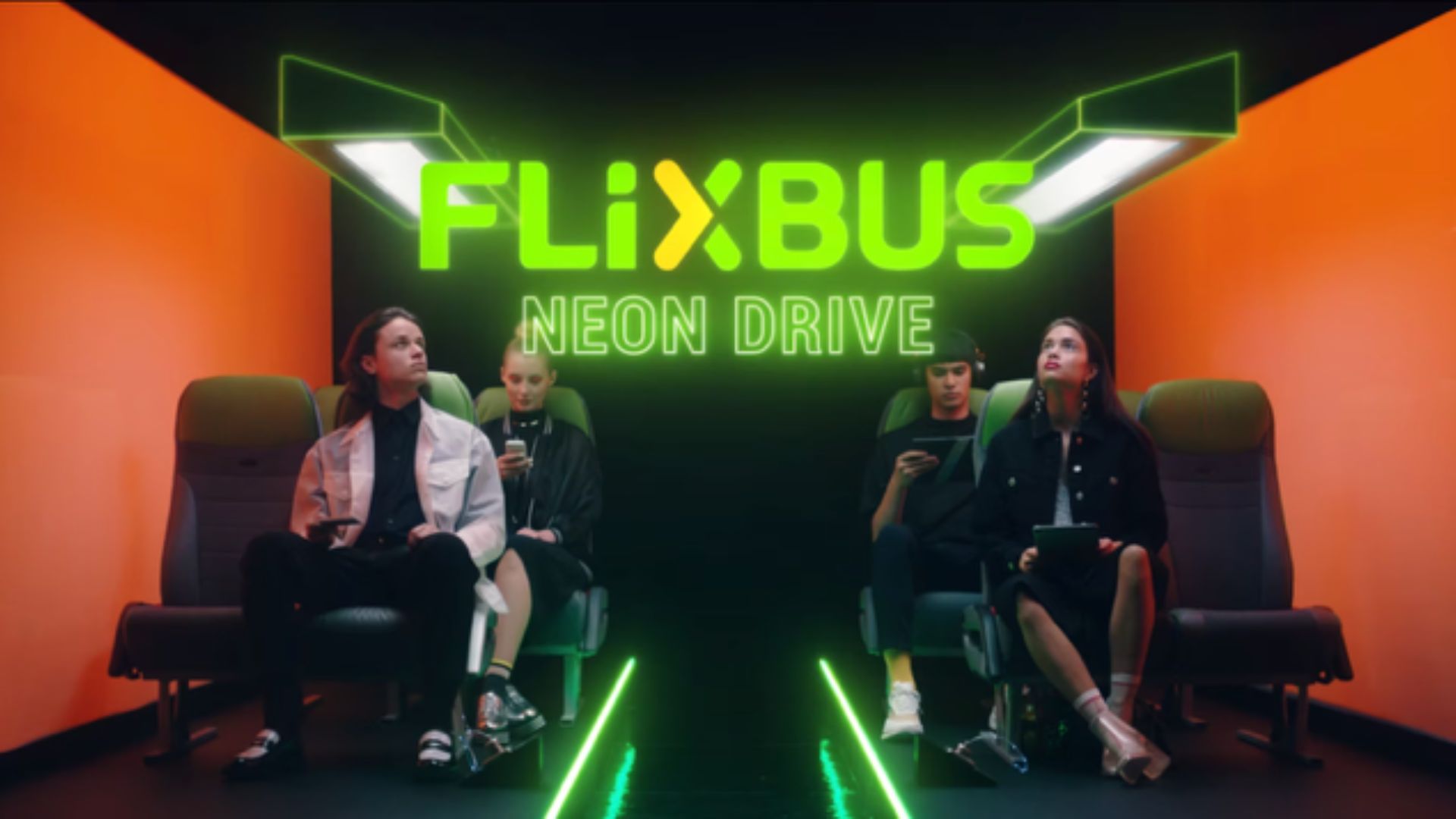 FLIXBUS // NEON DRIVE