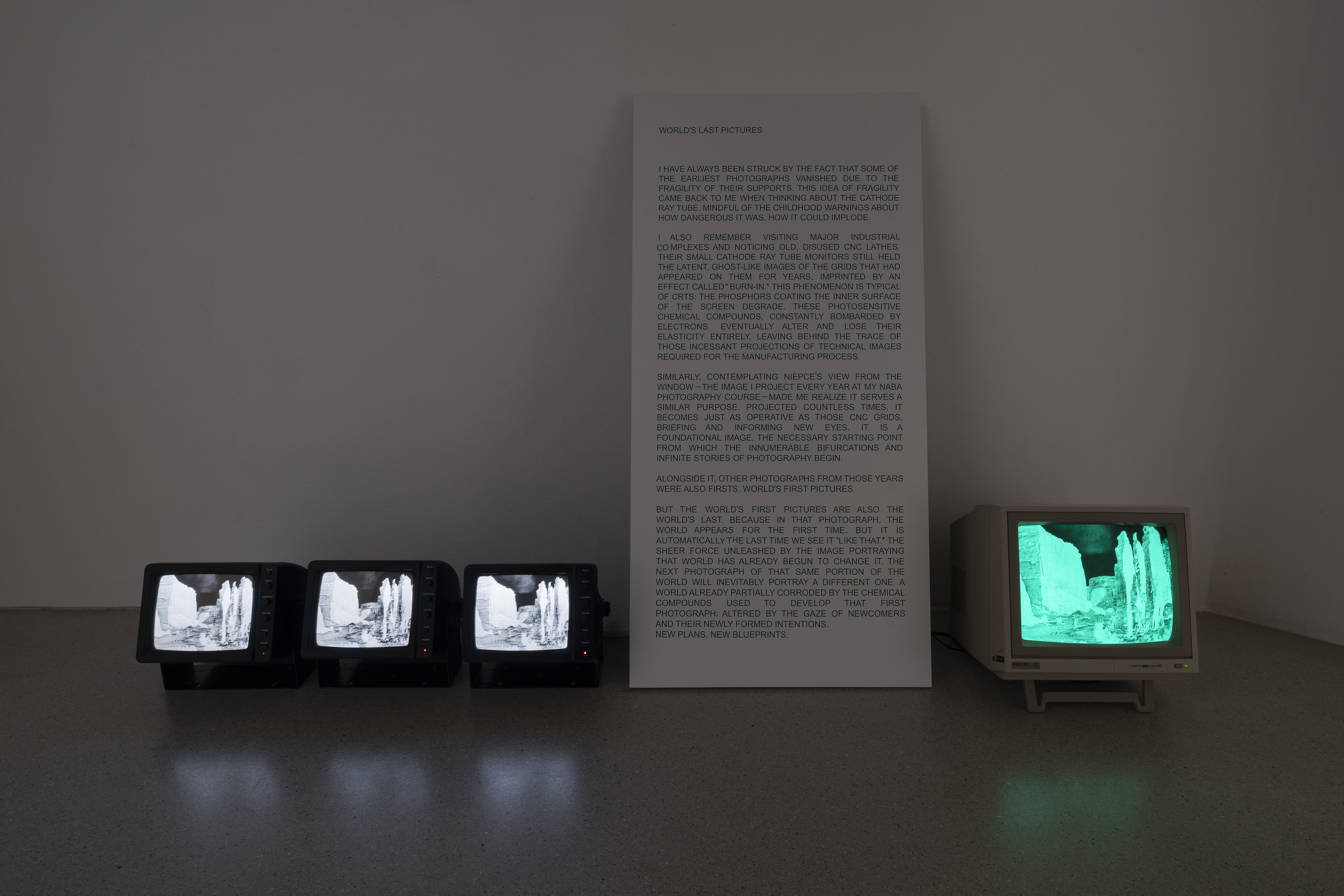 Installation view Mostra Transizioni, opere di Alessandro Sambini ph. Tiziano Ercoli