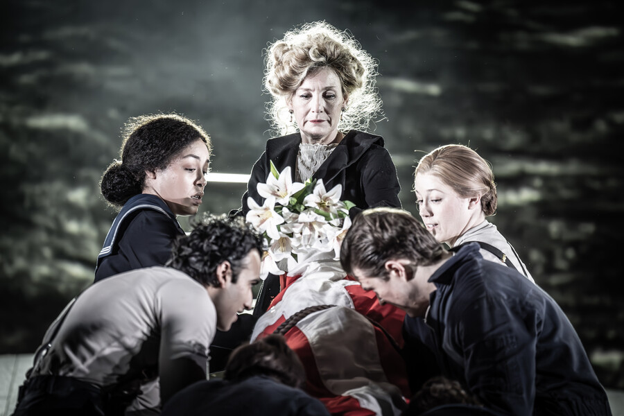 Hamlet, Royal Shakespeare Company, 2025, photograph by Marc Brenner