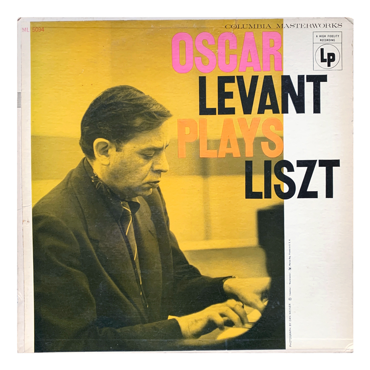 Columbia Masterworks ML 5094 Franz Liszt - Sonetto 104 del Petrarca; Valse oubliée No.1 in F sharp minor; Hungarian Rhapsodies: No.4 in E flat major, No.10 in E major, No.12 in C sharp minor, No.13 in A minor Oscar Levant Design: Dan Weiner (photography)