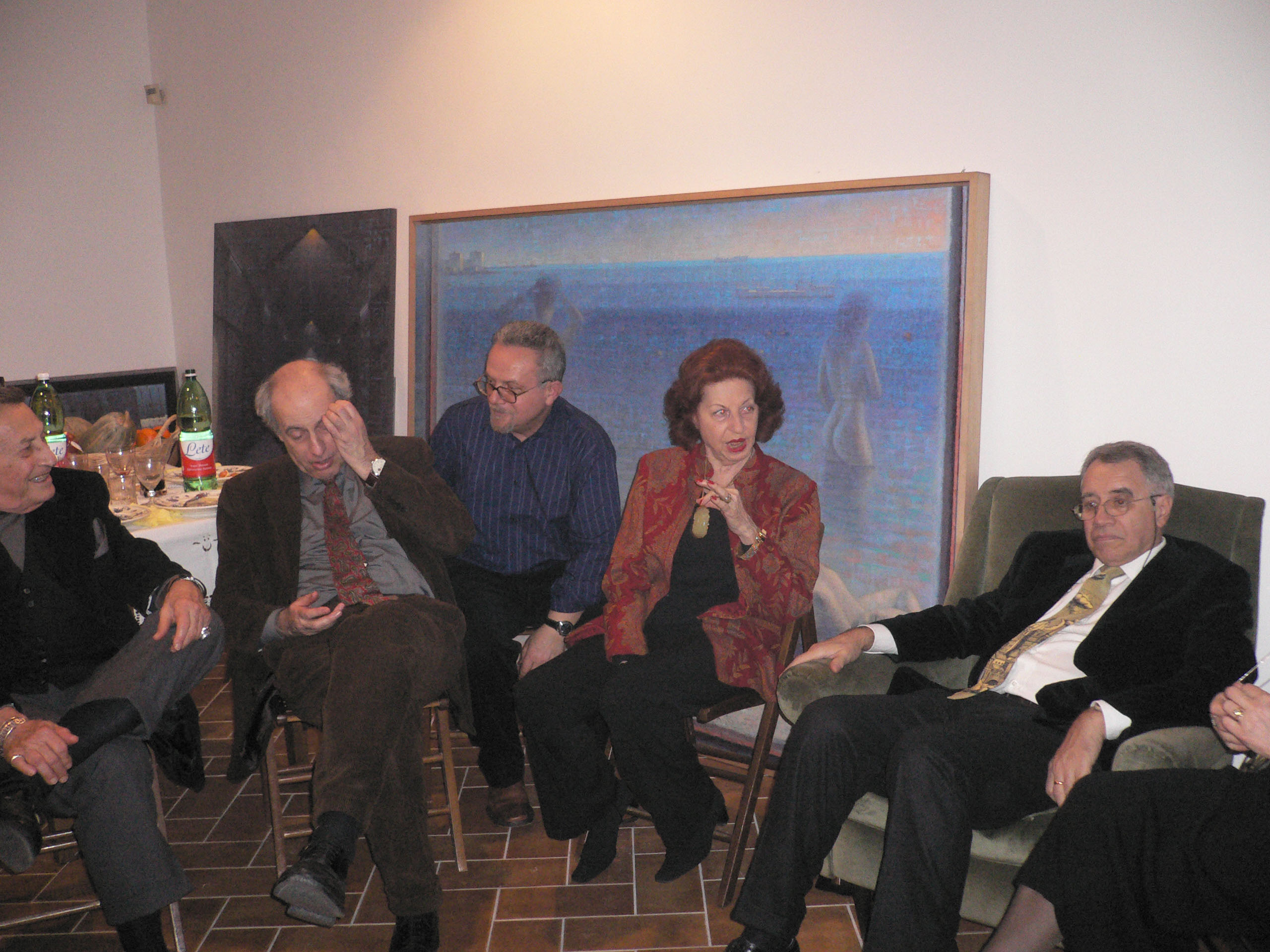 Carmine Siniscalco, Claudio Strinati, Lorenza Trucchi e Marcello Fagiolo nello studio dell'artista,Roma,2007, foto Carla Cerati Modica