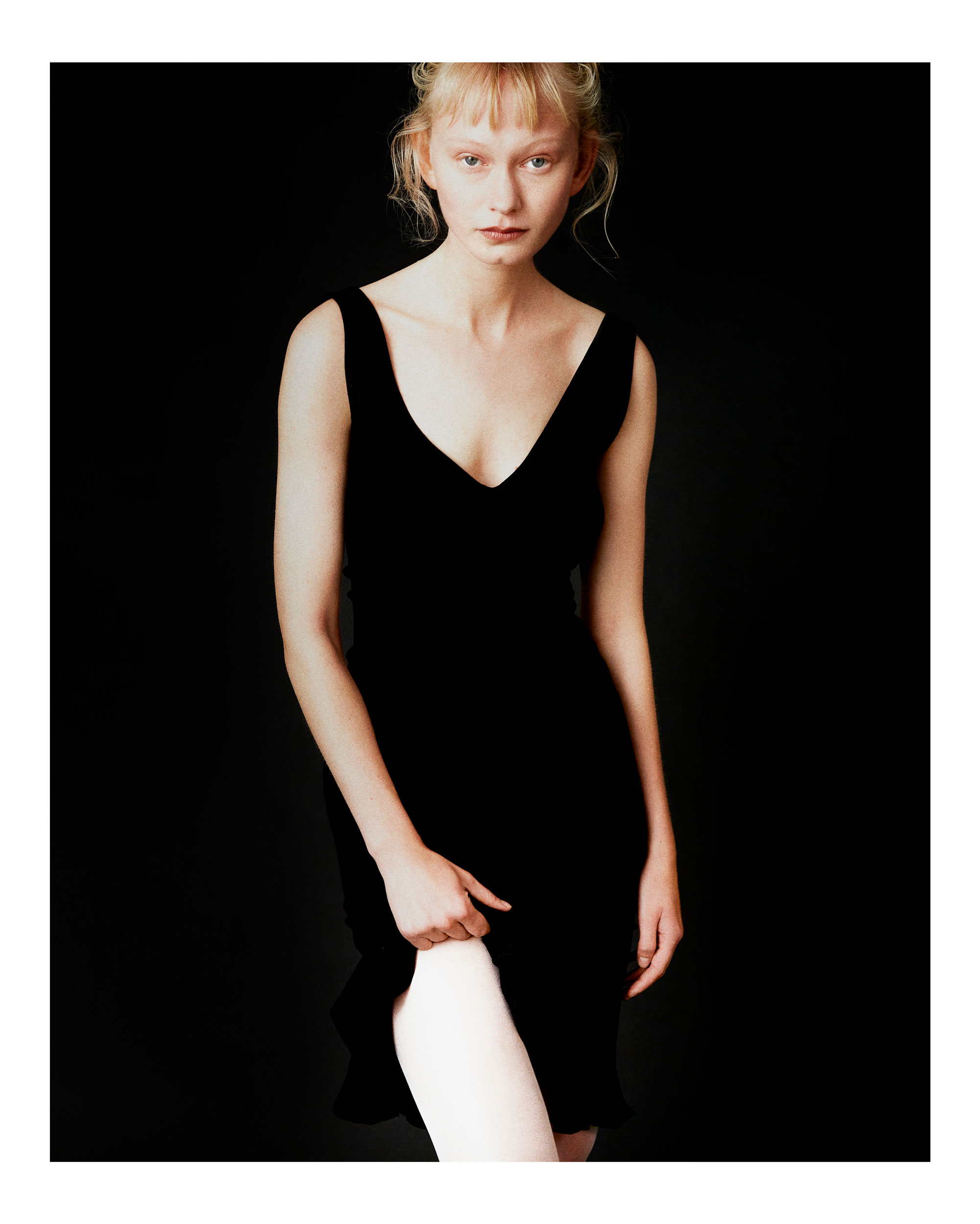 Freja, Personal project, shot with Maria & Louise Thornfeldt – Art direction, Set design, Styling