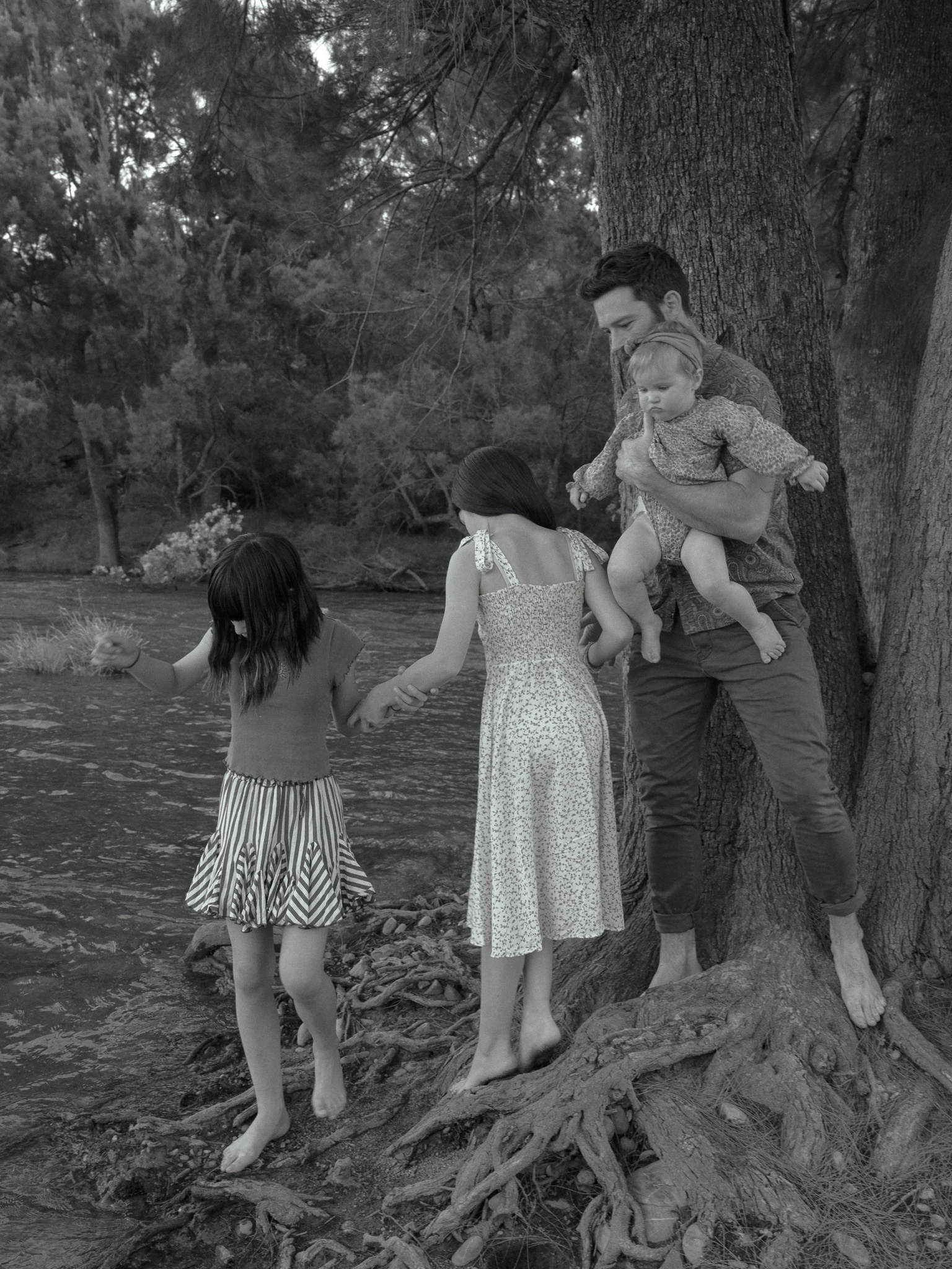 SAM, ASH & THEIR DAUGHTERS