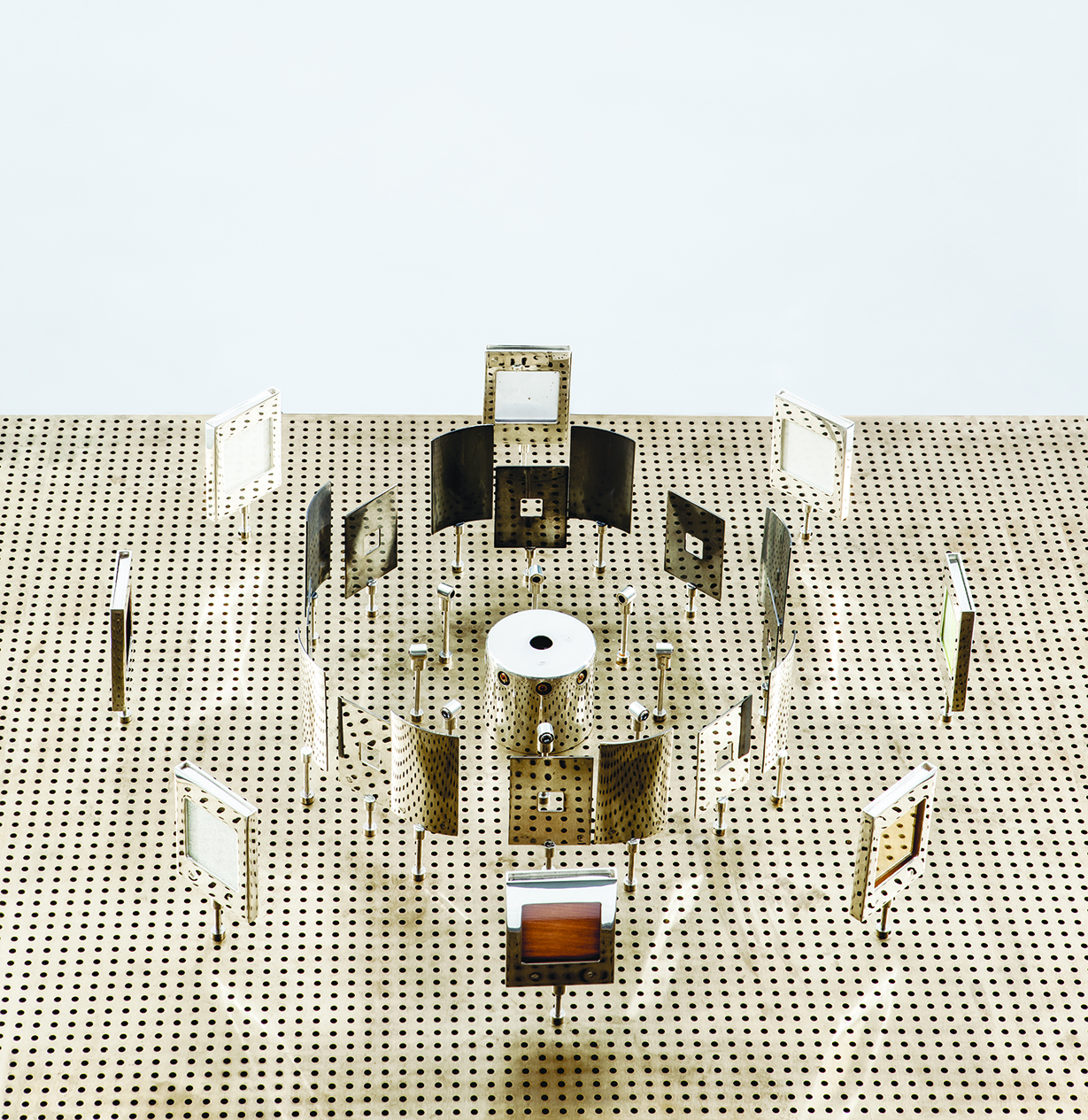 PHOTOGRAPHY RAF STUDIO OF MUTATIONS EXHIBITION AT MAD PARIS