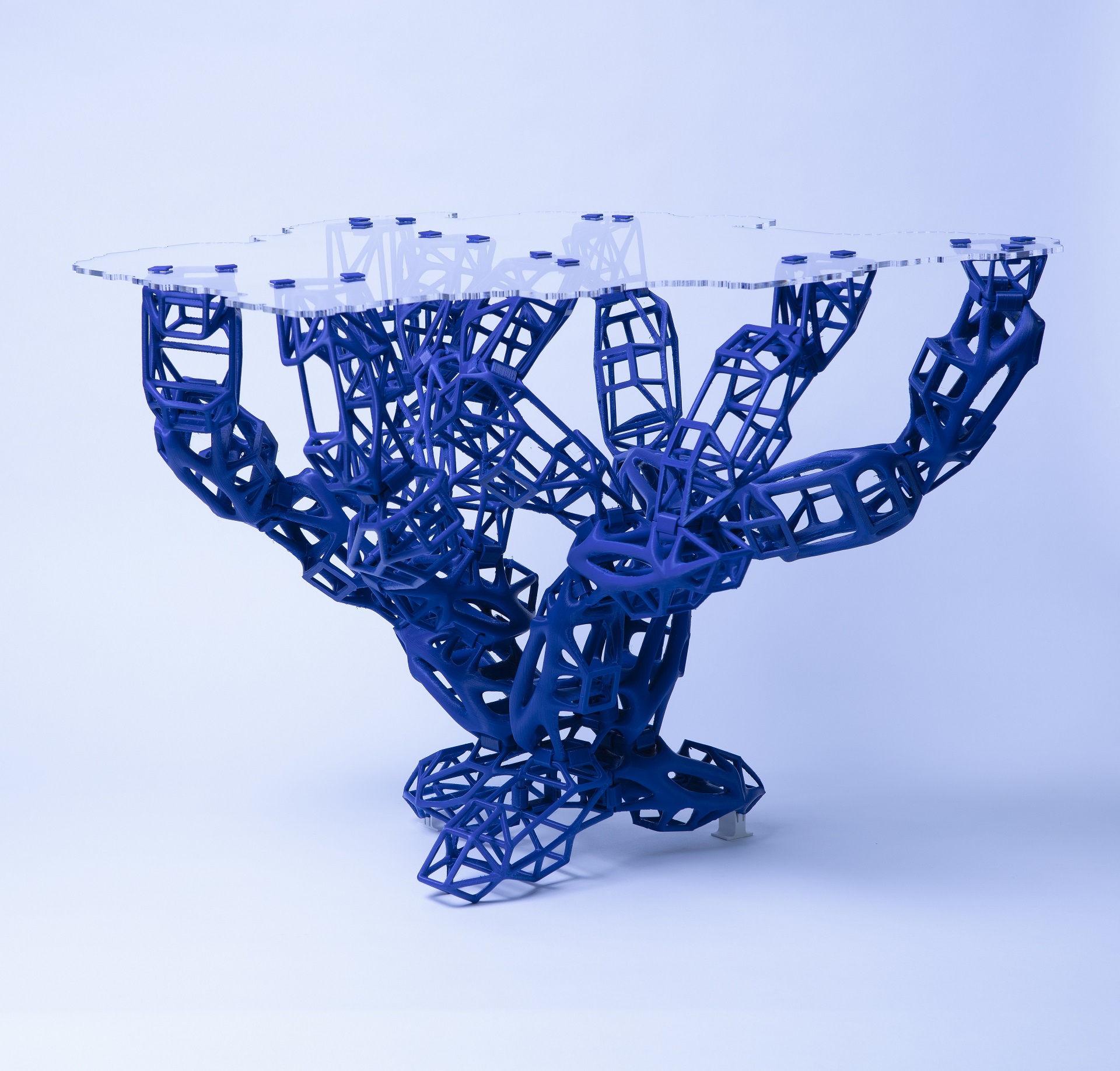 Discrete Coffee Table