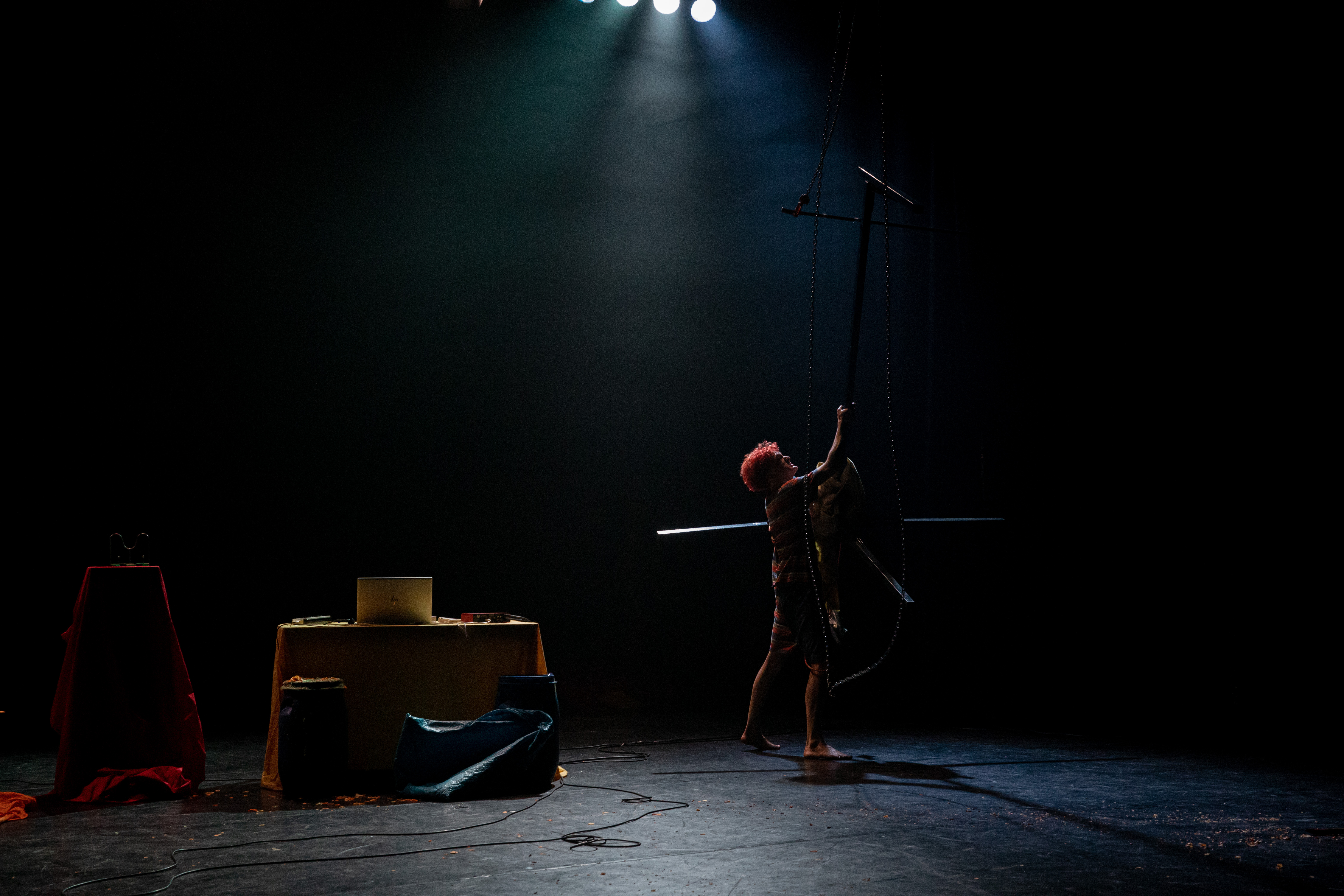 Performance by Joeri Chipsvingers