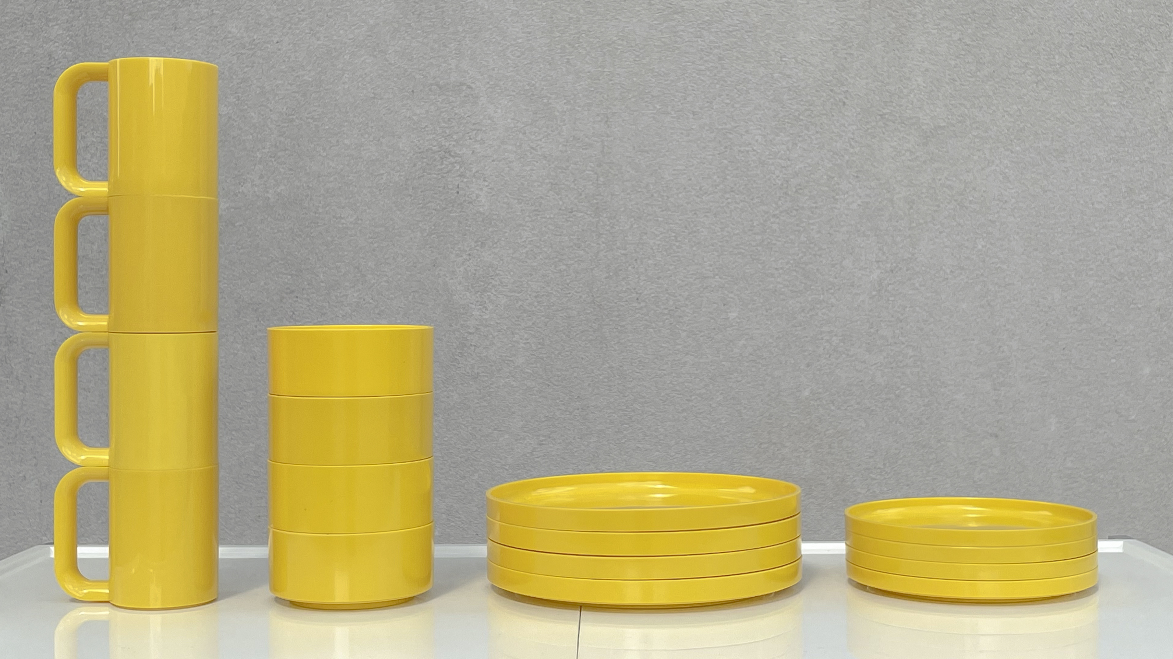 SWEETERFAT MASSIMO VIGNELLI HELLER DINING SET PLATES CUPS BOWLS ITALY 70S