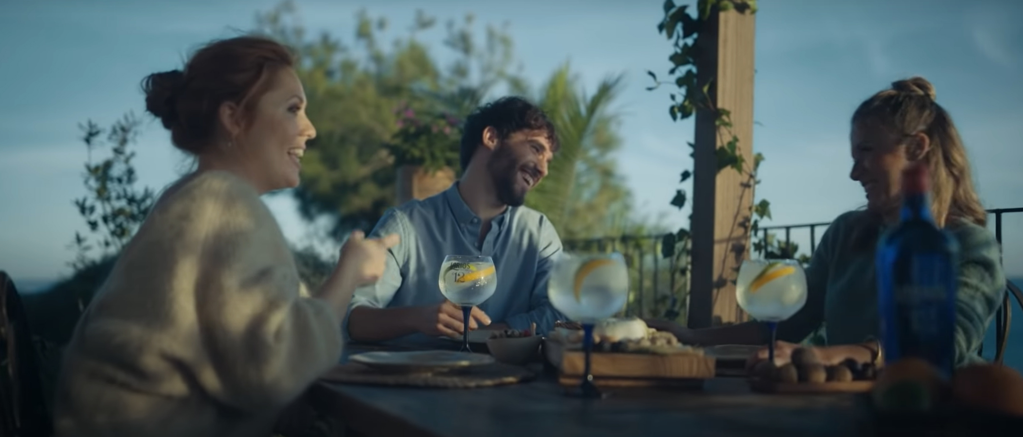 LARIOS  "Y por qu&eacute; no lo haces"