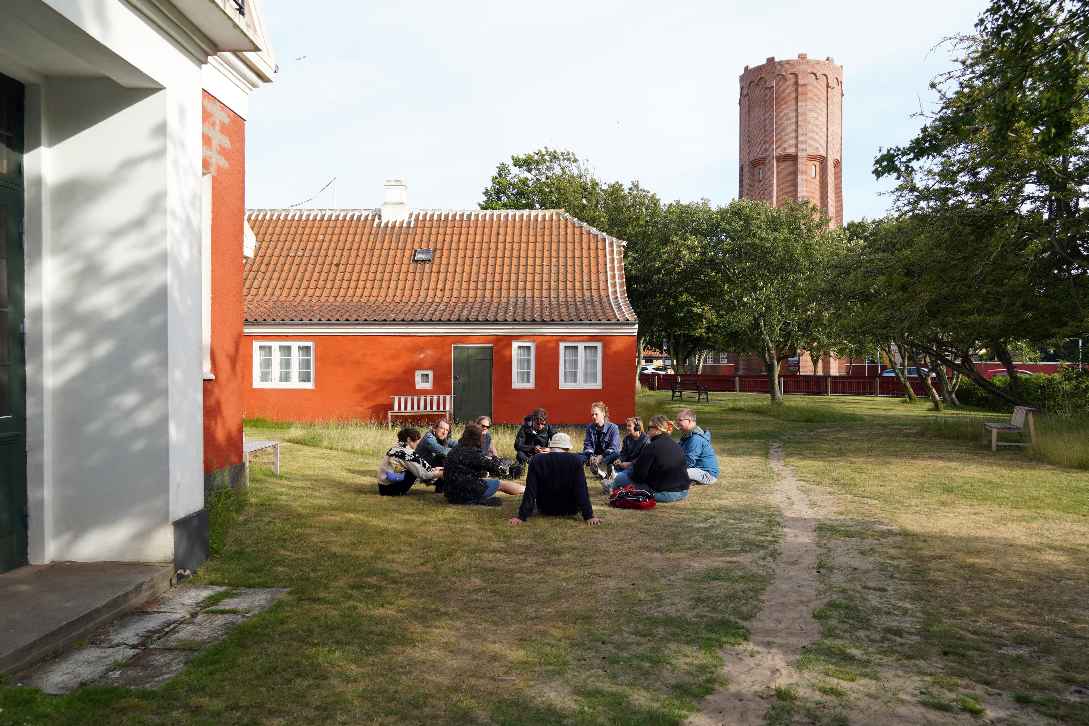 Documentation of "7 Walks: (Hip Hip Hurray)" as part of the Summer School "Learning Through the Soles of our Feet" by Vermeir & Heiremans, Skagen, 2022 (photocredit: Rikke Ehlers Nilsson)