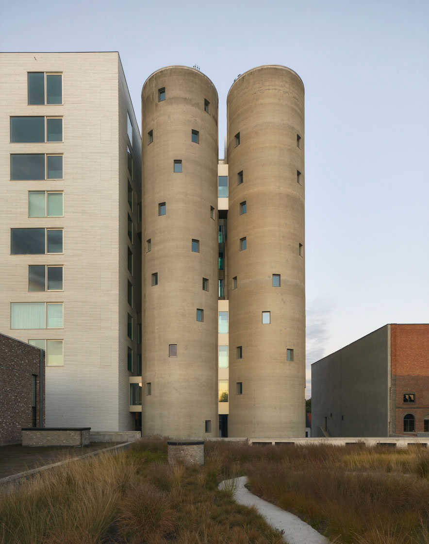 AXEL VERVOORDT - KANAAL - WIJNEGEM, BELGIUM