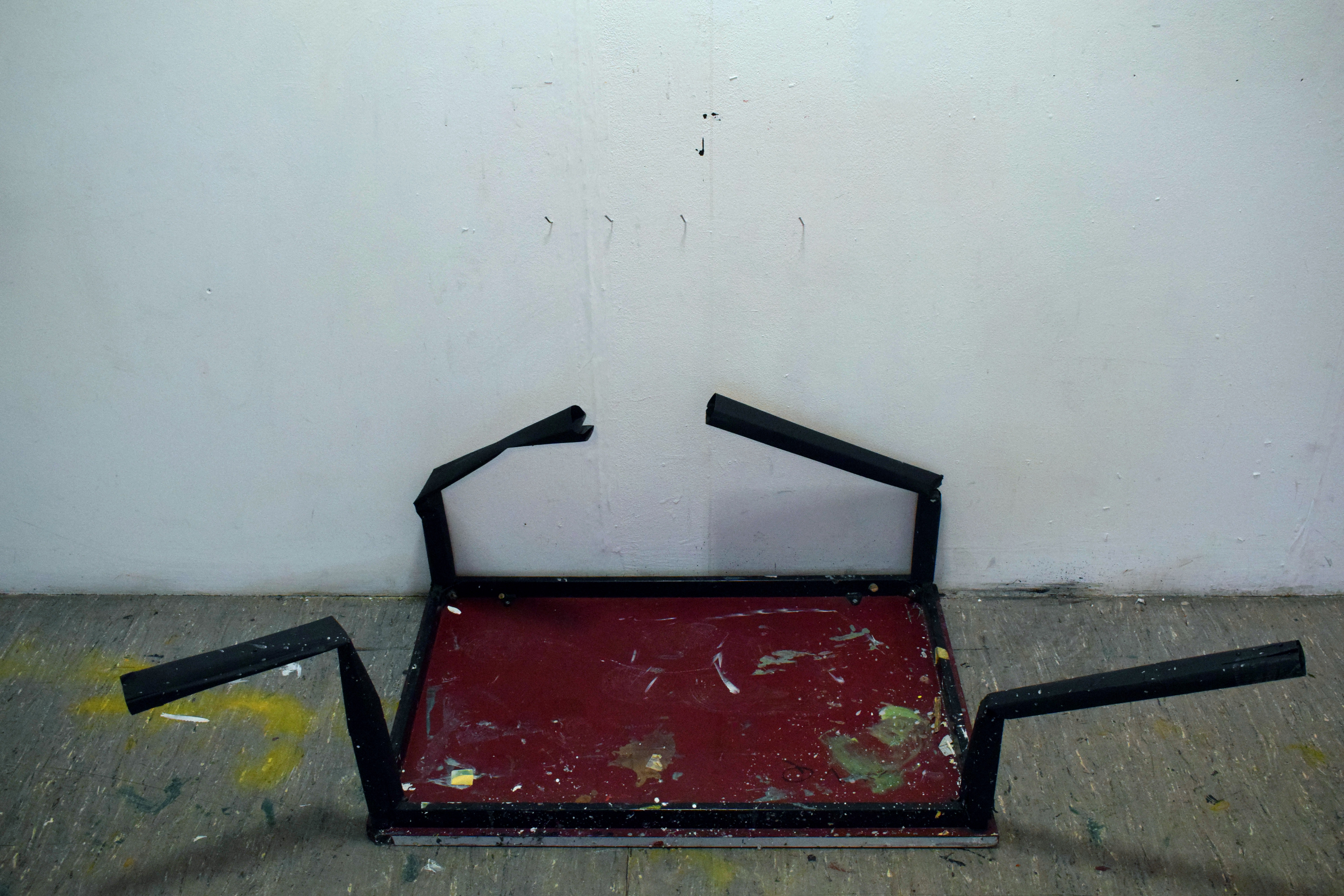 Dead table, found object and paper, 2018