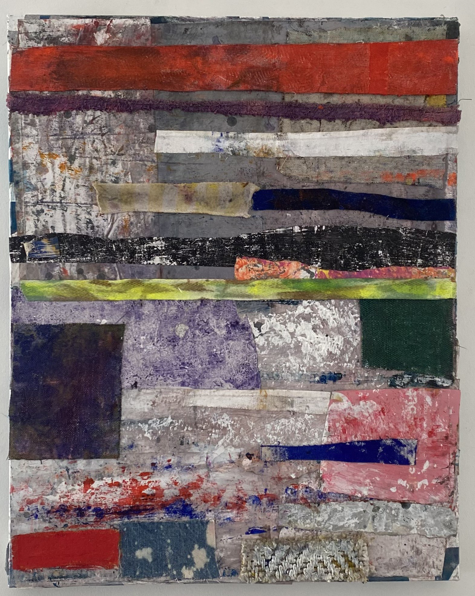 2025 multimedia $900