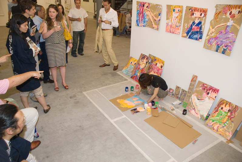 Live painting at VOLTA Show, Kaikaikiki booth. Photo by Kurage Kikuchi