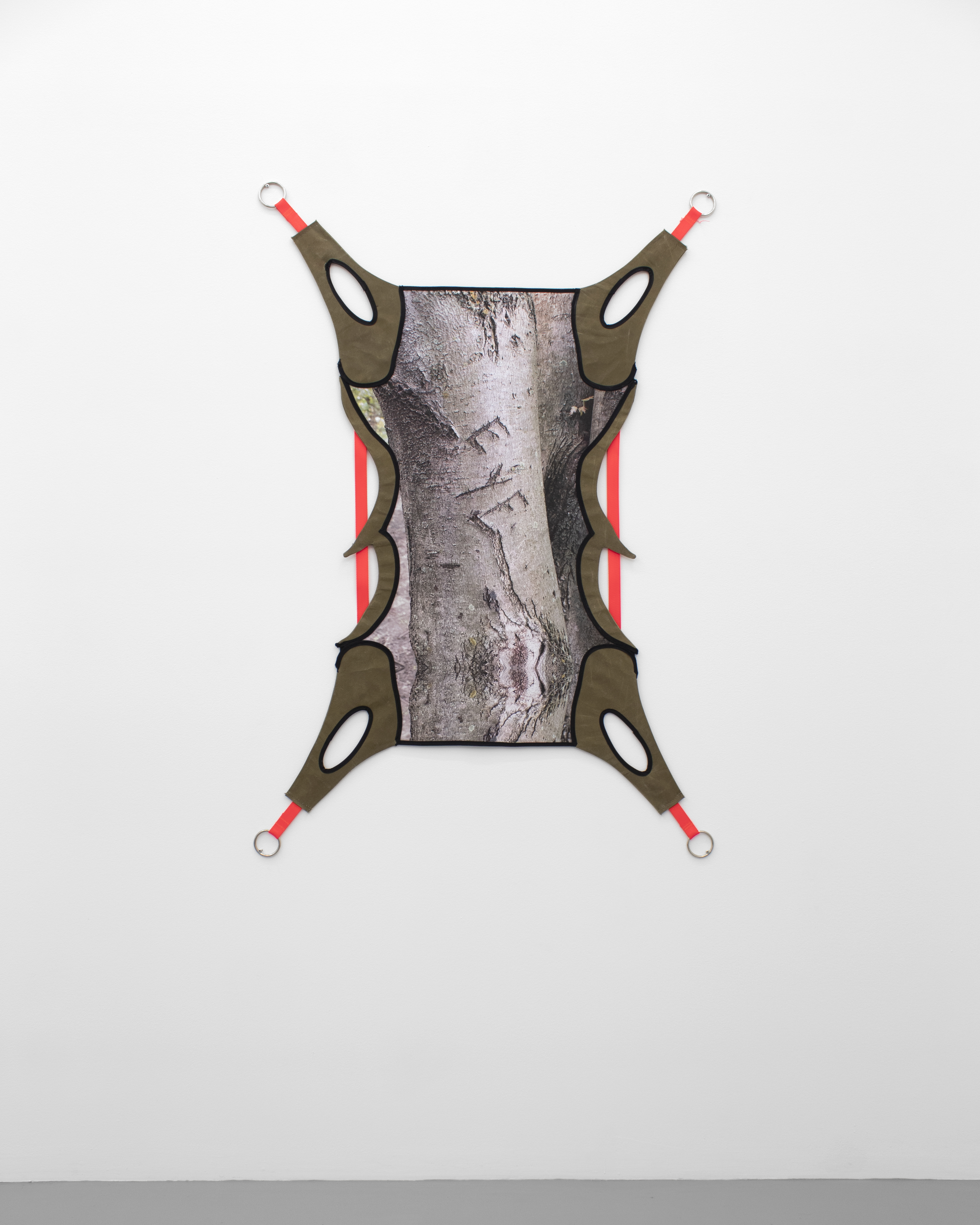 Chicago Gears (watchful and solicitious) ; Photographic print on bull denim, nylon webbing, waxed cotton canvas, steel rings. Photography: Prairie 