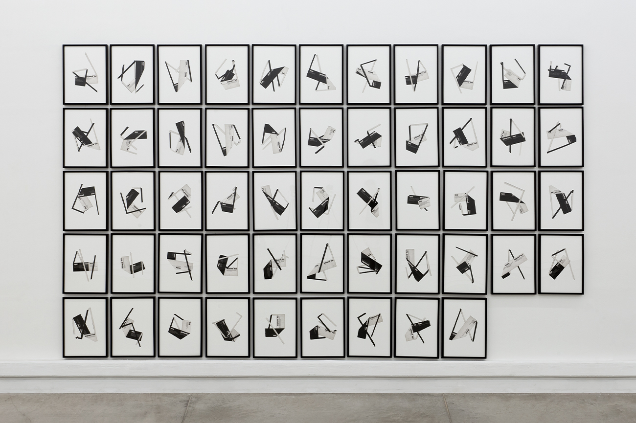 Nicolás FrancoAyer y hoy, 201353 impresiones de tinta sobre papel de algodón225 x 374 cm