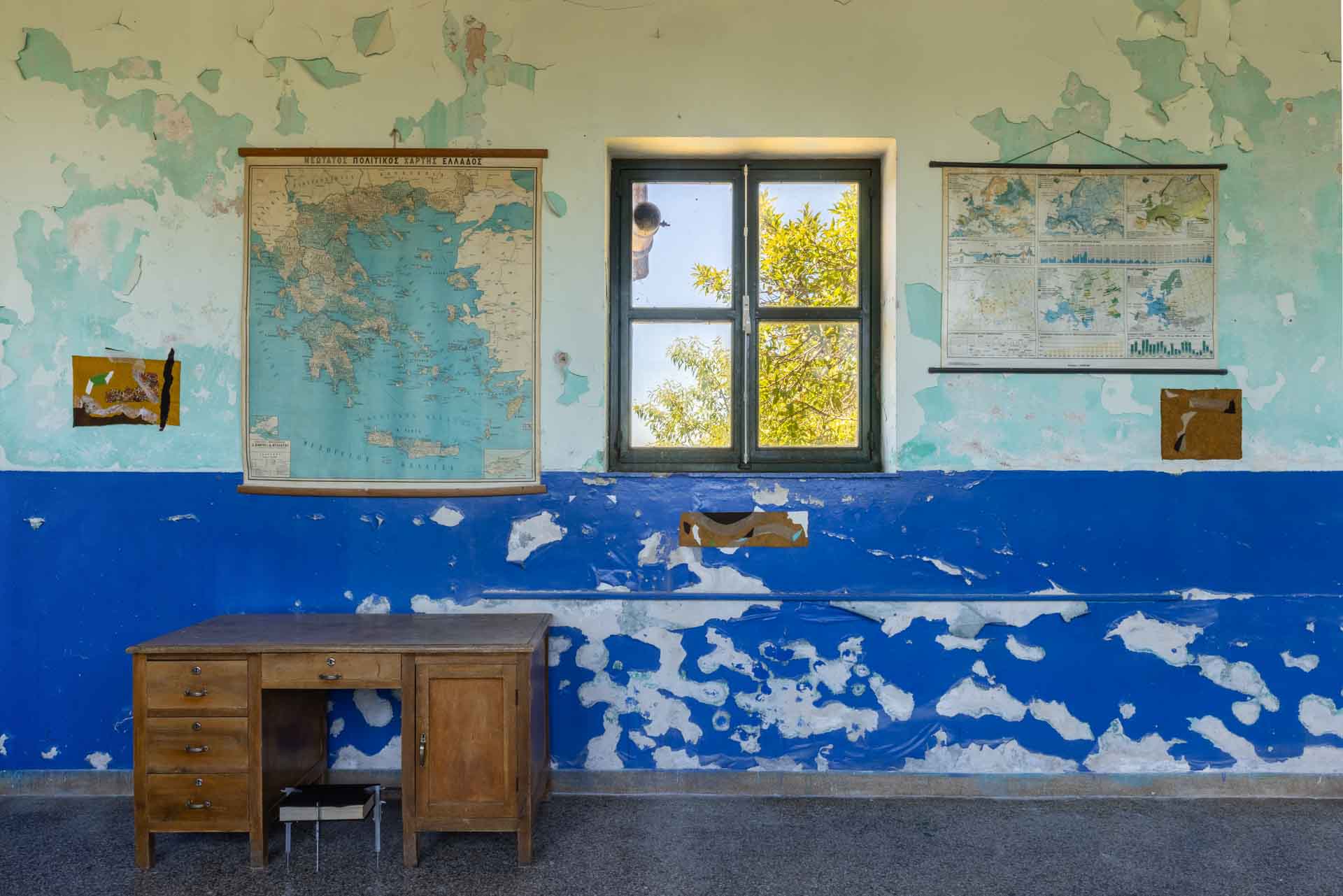 Francis Offman, Installation view of My Dreams Were Dashed Against Your Walls, DEO projects, Chios Island, Greece. Photo: Nikos Alexopoulos