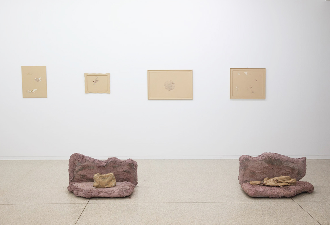 Installation View Bag Answers. Heidelberger Kunstverein, 2018. Photography Daniel Schreiber.