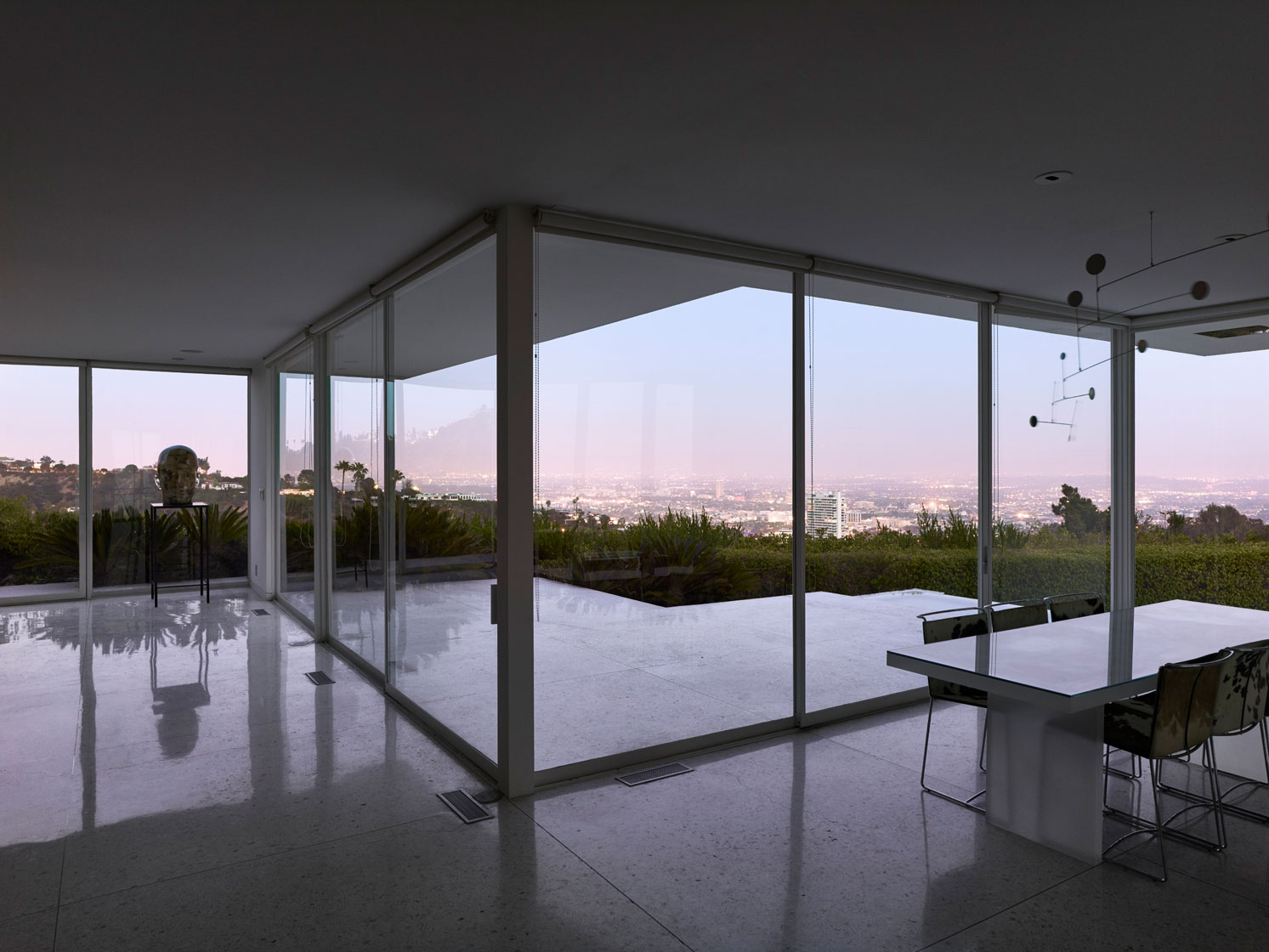 DANIEL ROMUALDEZ ARCHITECTS - PRIVATE HOUSE - LOS ANGELES