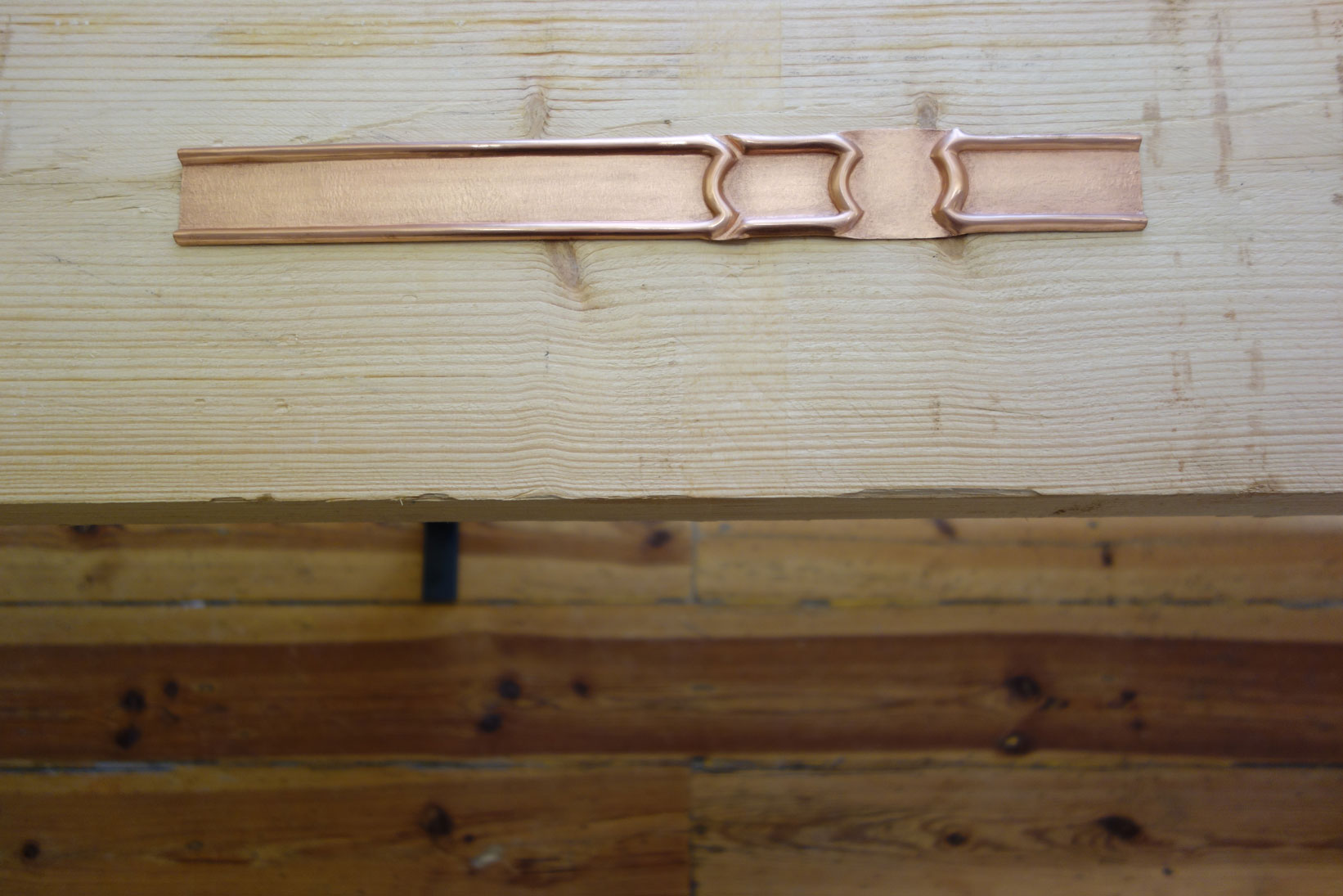 Untitled, 2018, chased and repoussé copper, 35,3 x 4,2 x 0,4 cm