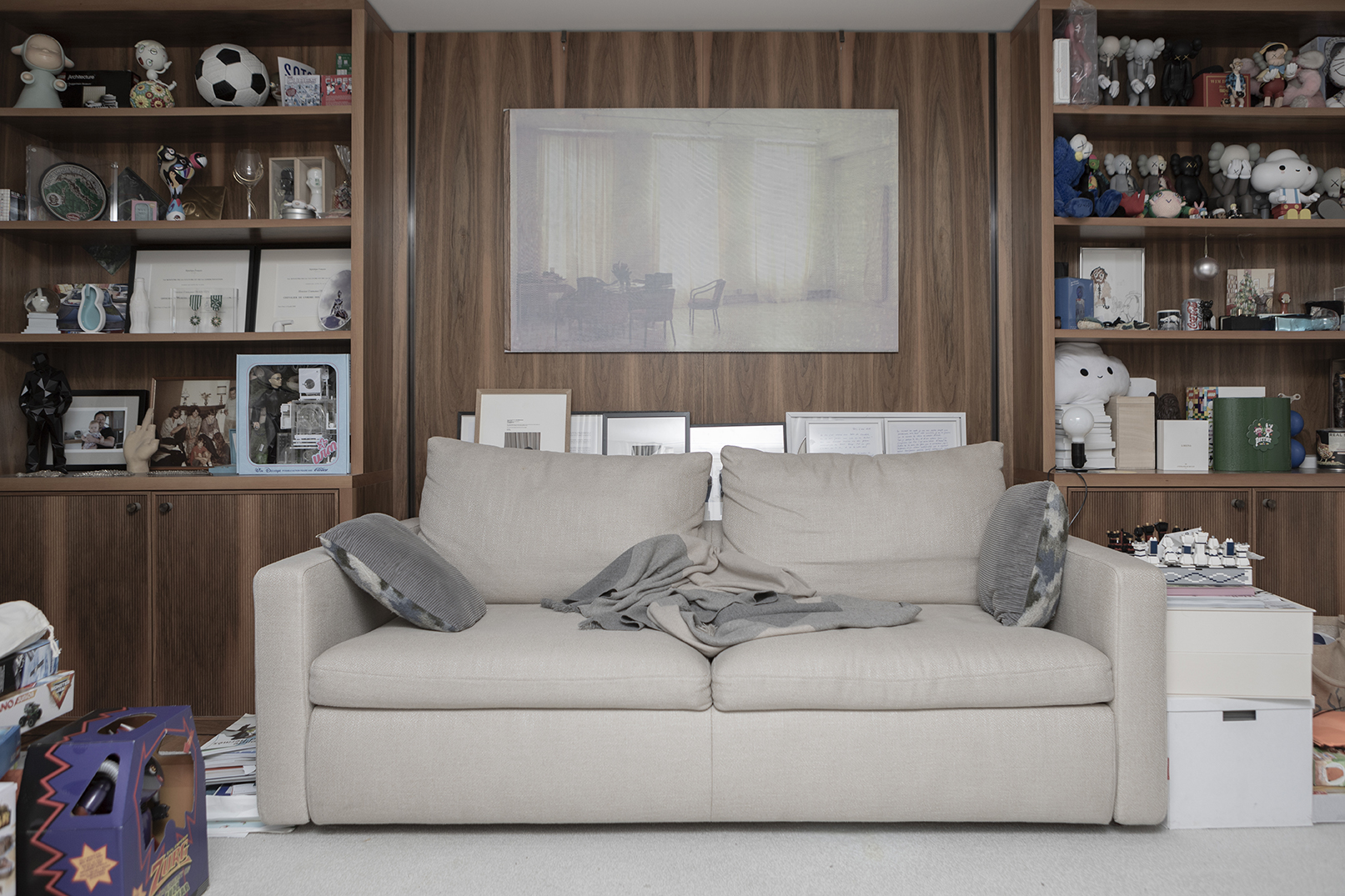 RAF STUDIO PHOTOGRAPHY ELLE DECOR PERROTIN MURACAMI XAVIER VEILHAN LAURENT GRASSO