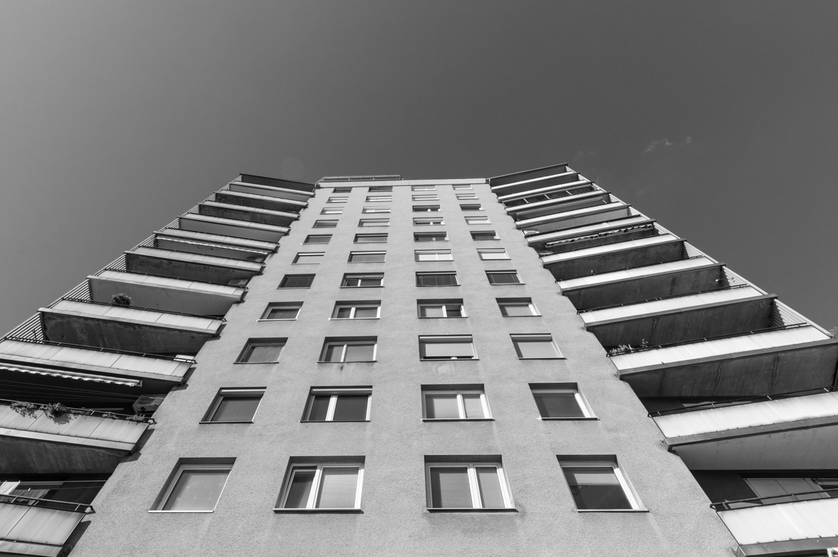 Stanovanjska stolpnica na Lepodvorski, Ljubljana / 1972, Du&scaron;an Černič