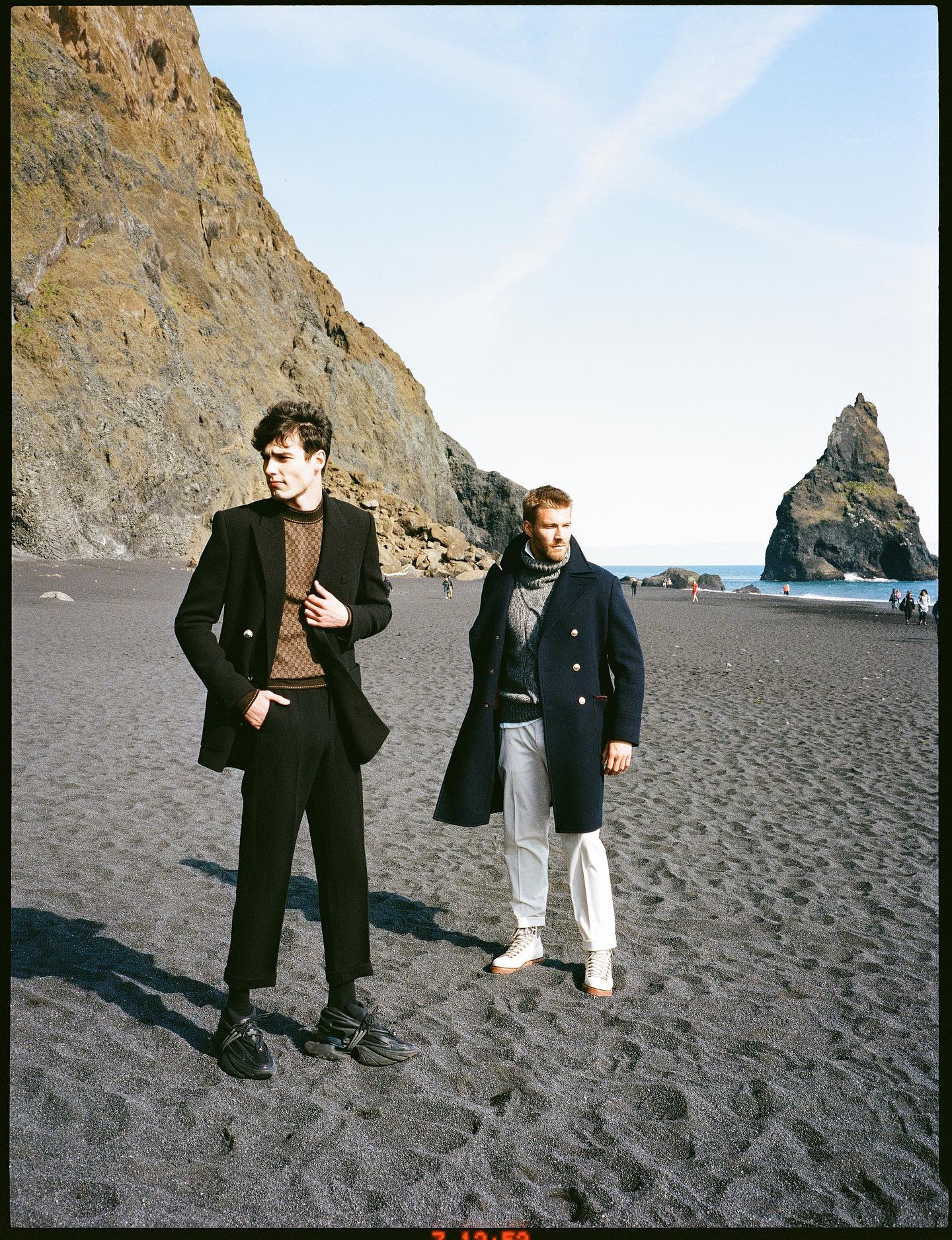 ︎︎︎Digital Cover