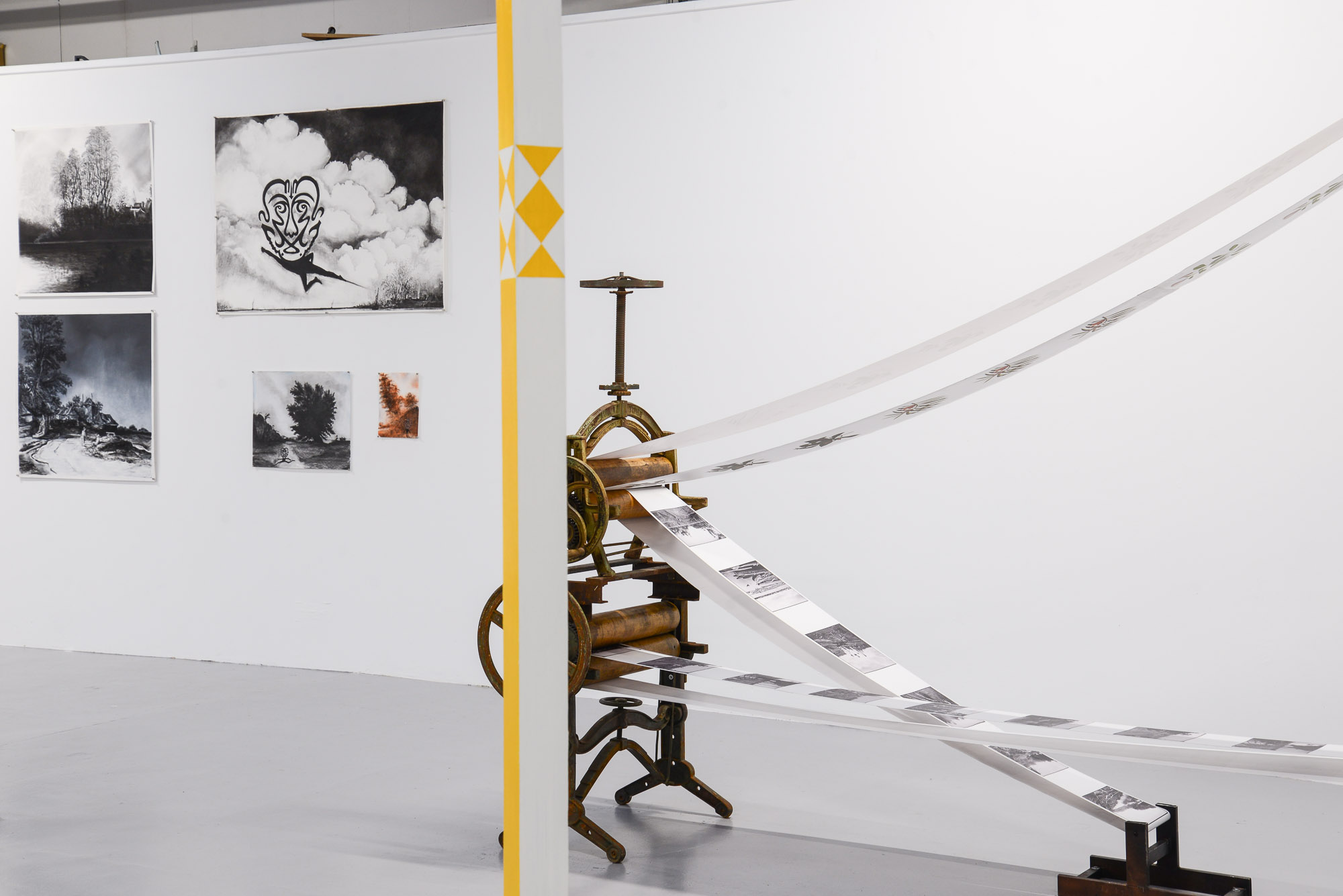 Installatiebeeld 'Hoeders van het Land', Bart Lunenburg, Bita Razavi & Nour-Eddine Jarram, 2023