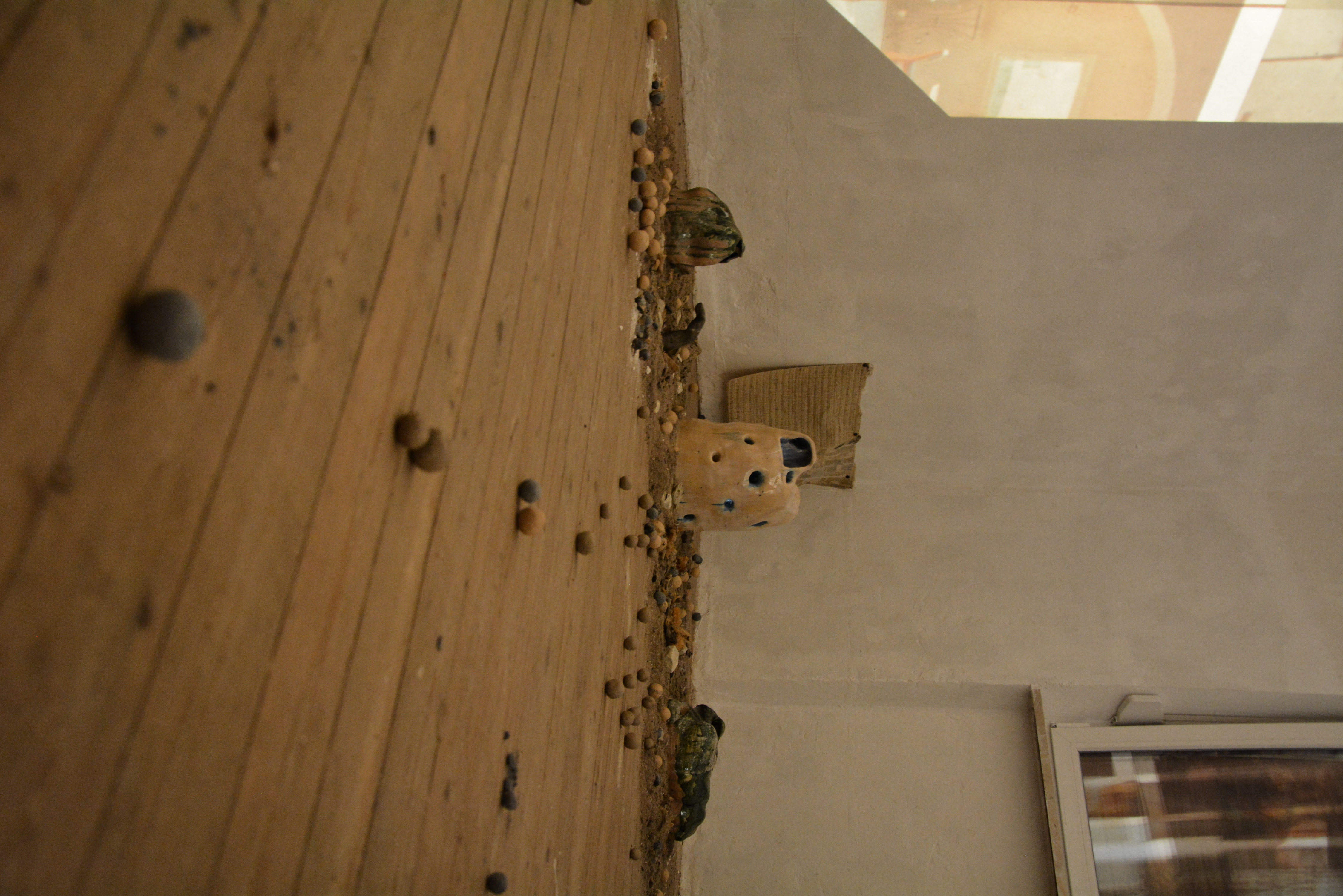 Vnitřn&iacute; svět, Ceramic Installation, Exhibition: A Perfect Lullaby, Edel Extra, 2024