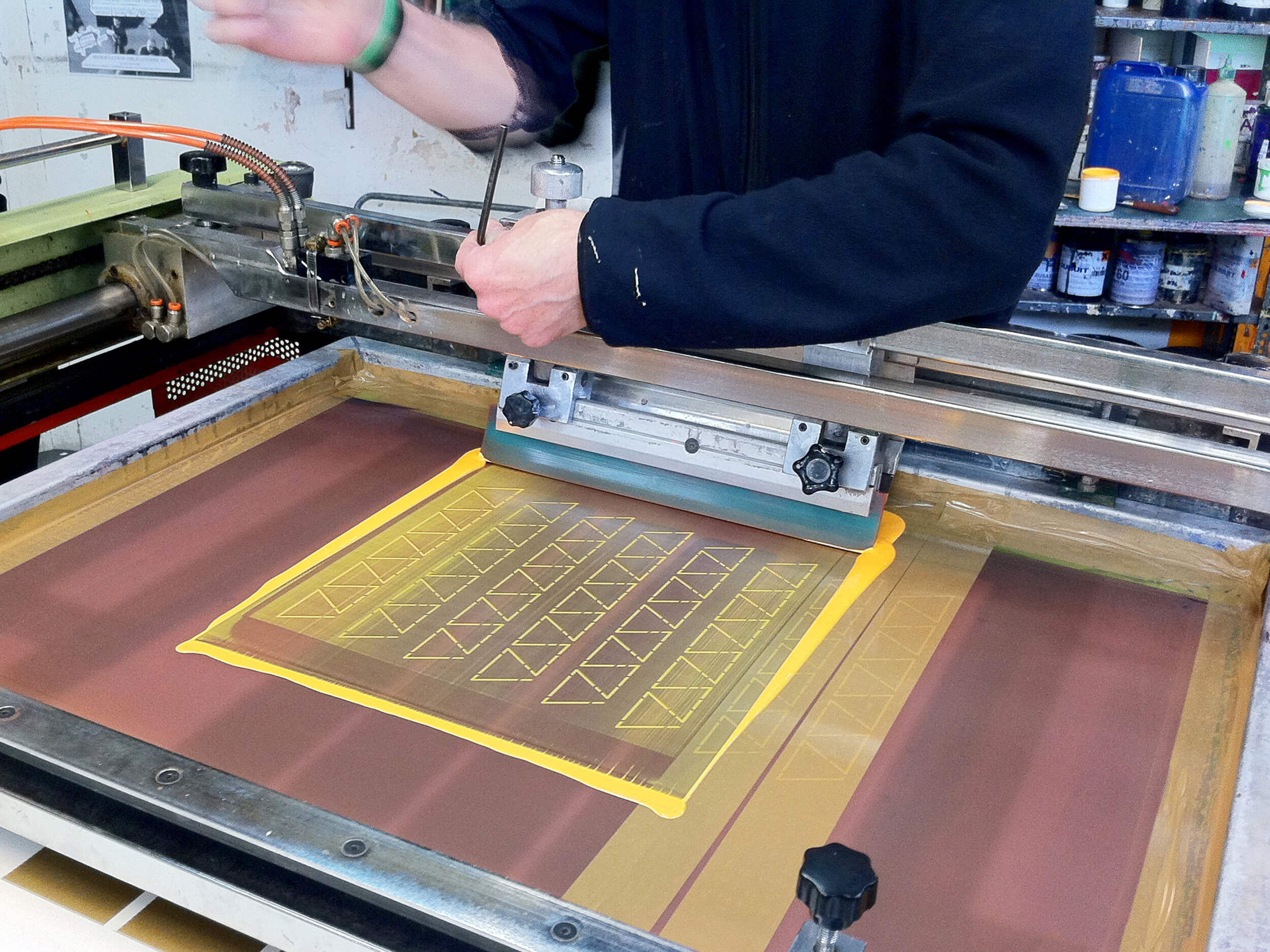 Printing Tauba Auerbach’s “Stab/Ghost”