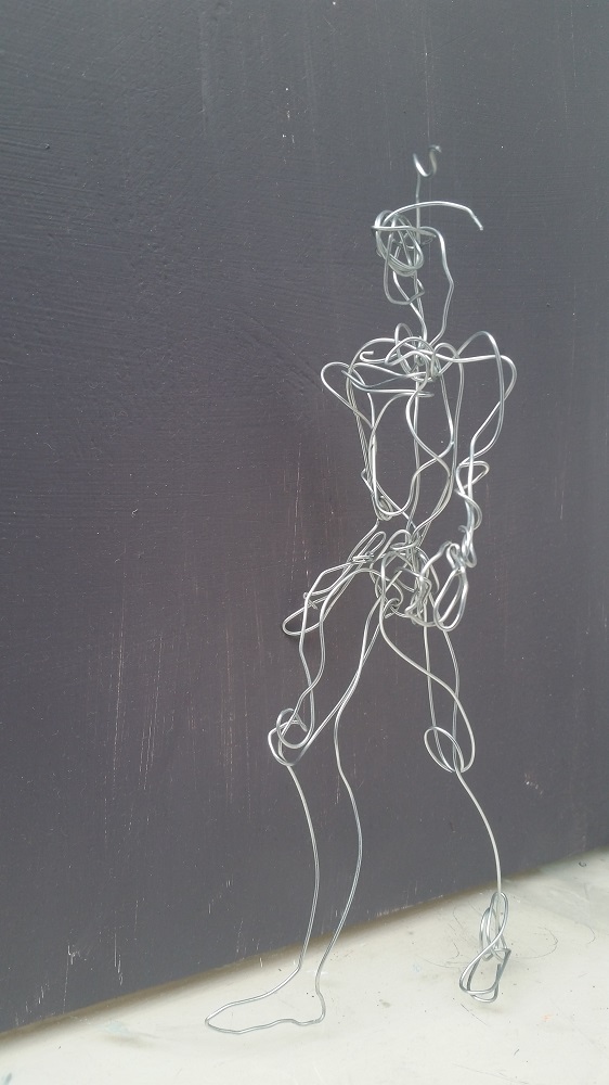 Walking the Line, wire sculpture, 22 x 7 x 6 cm, POA