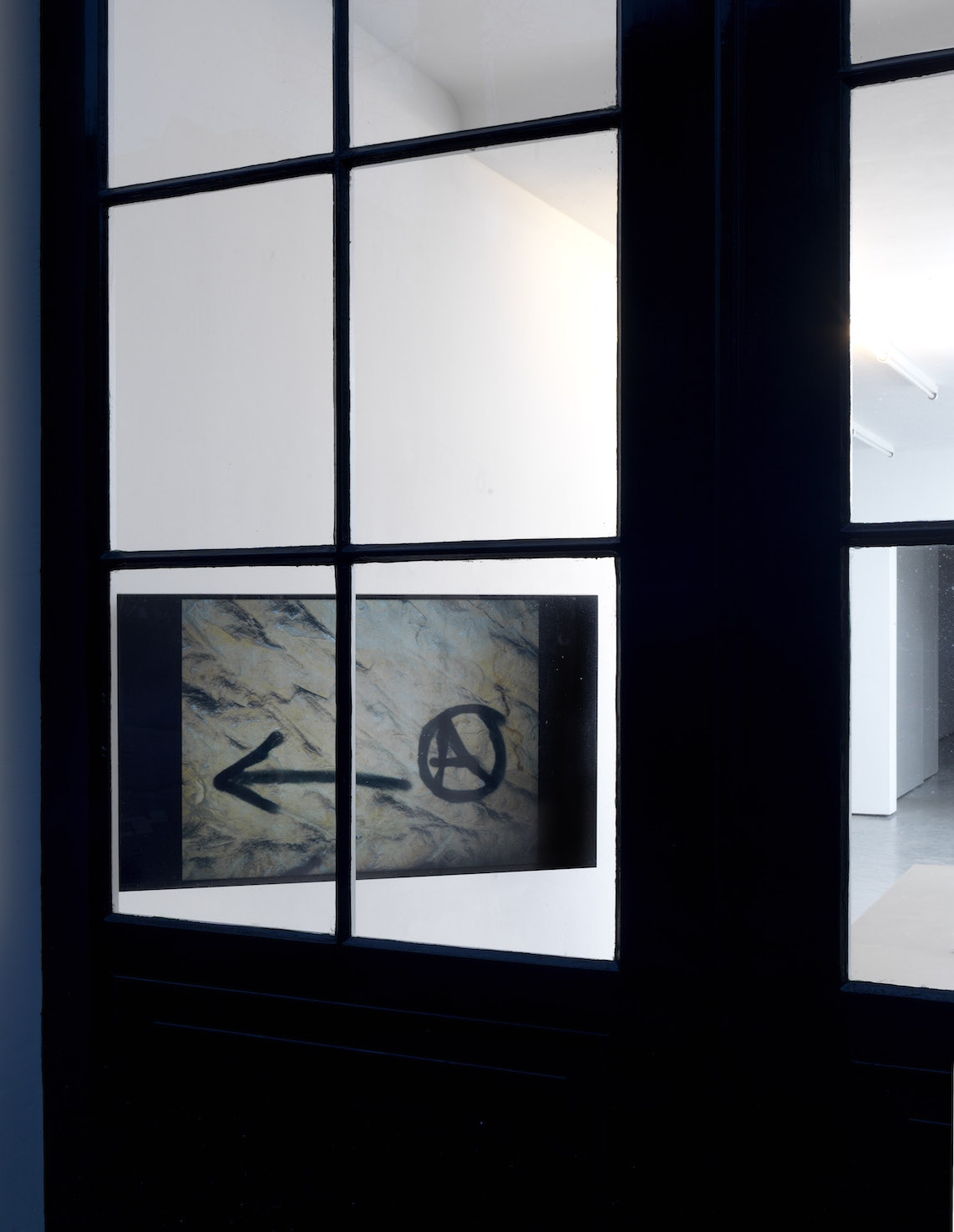 Chaim van Luit, Left right right right, 2013 - 2017, HD video (loop), 14'
