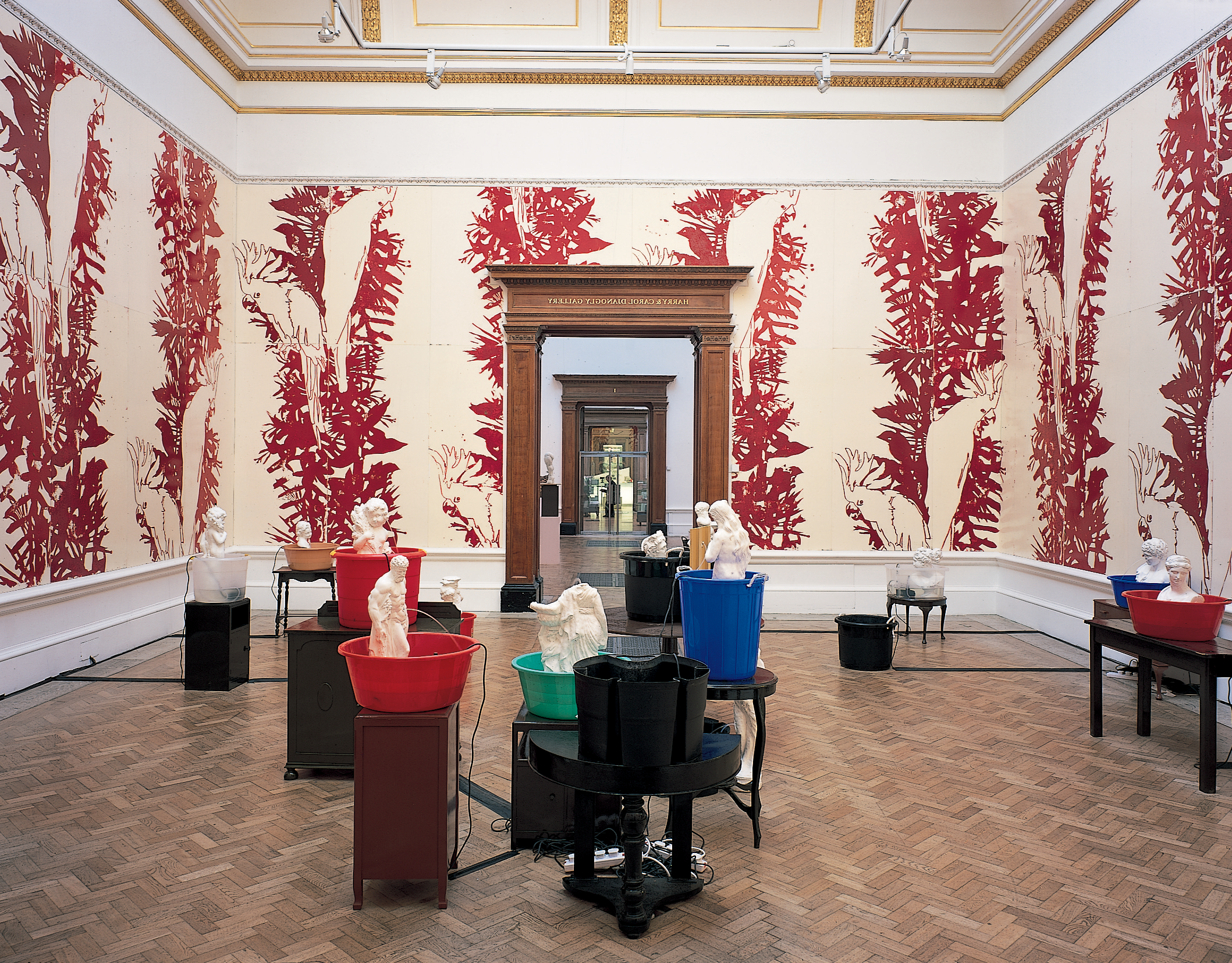 Royal Academy/Modern Art, 2002