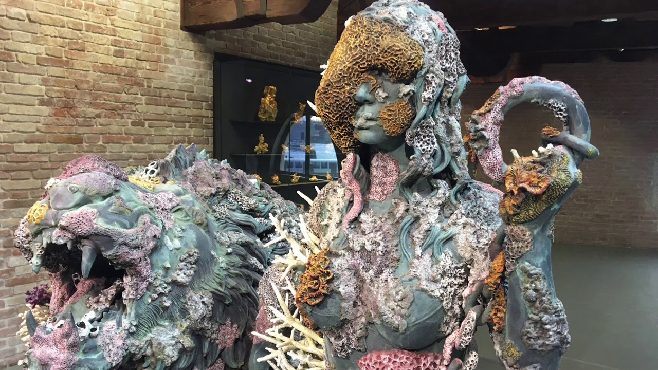 Damien Hirst - TREASURES FROM THE WRECK OF THE UNBELIEVABLE