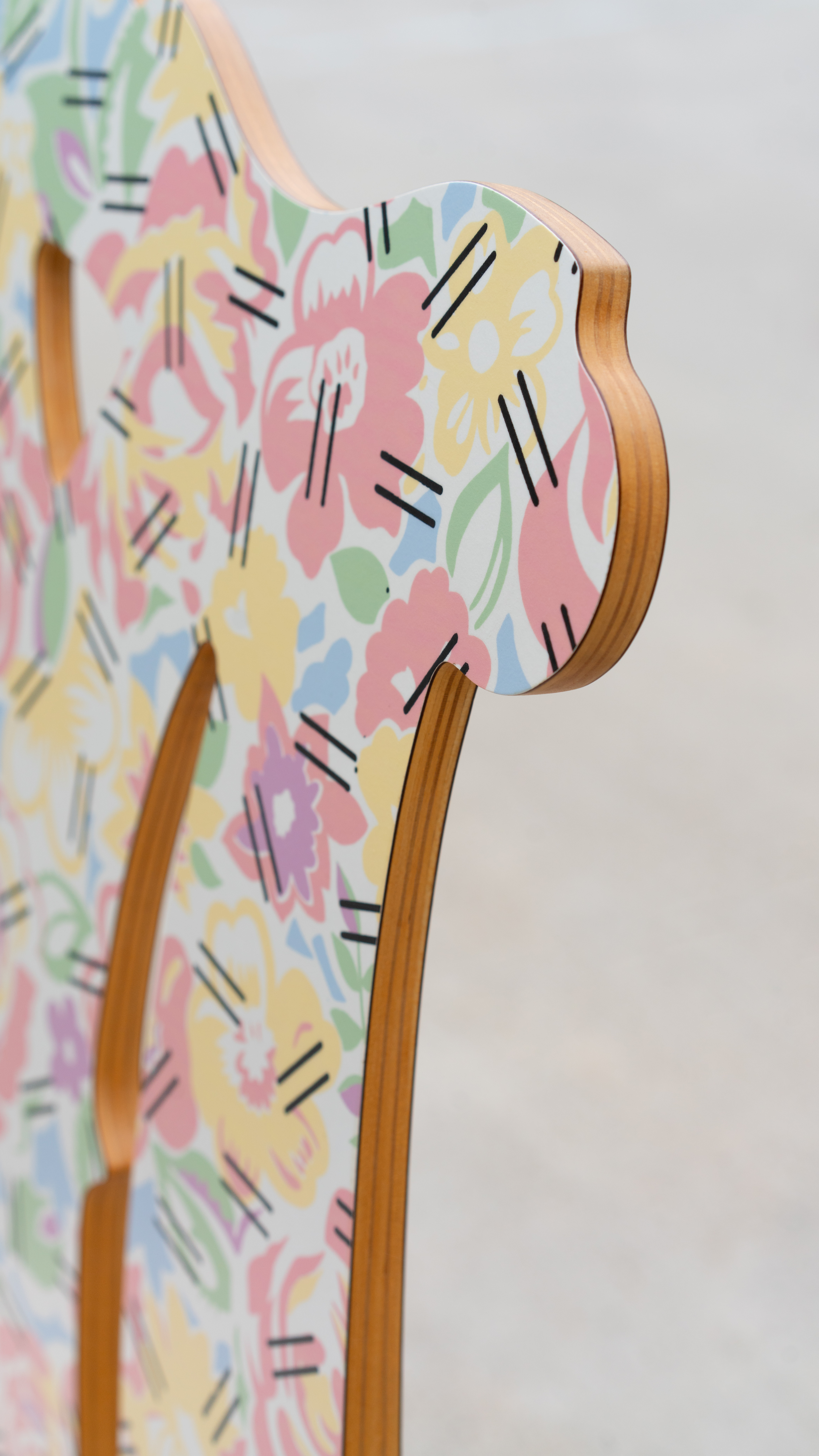 SWEETERFAT KNOLL CHIPPENDALE CHAIR GRANDMOTHERS TABLECLOTH ROBERT VENTURI DENISE SCOTT BROWN, VINTAGE CHIPPENDALE POSTMODERN RARE CHAIR