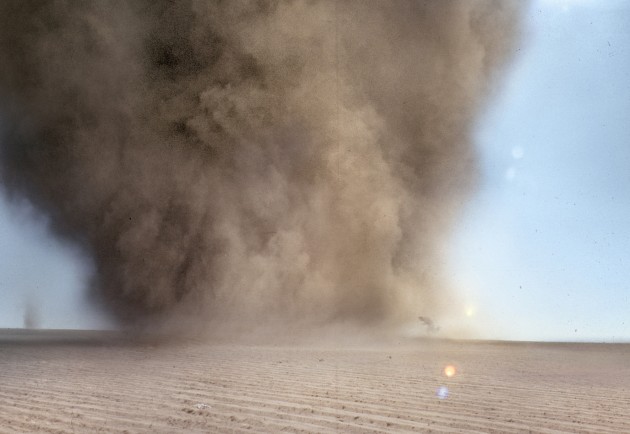 Francis Alÿs (In collaboration with Julien Devaux), Tornado, 2000-2010 