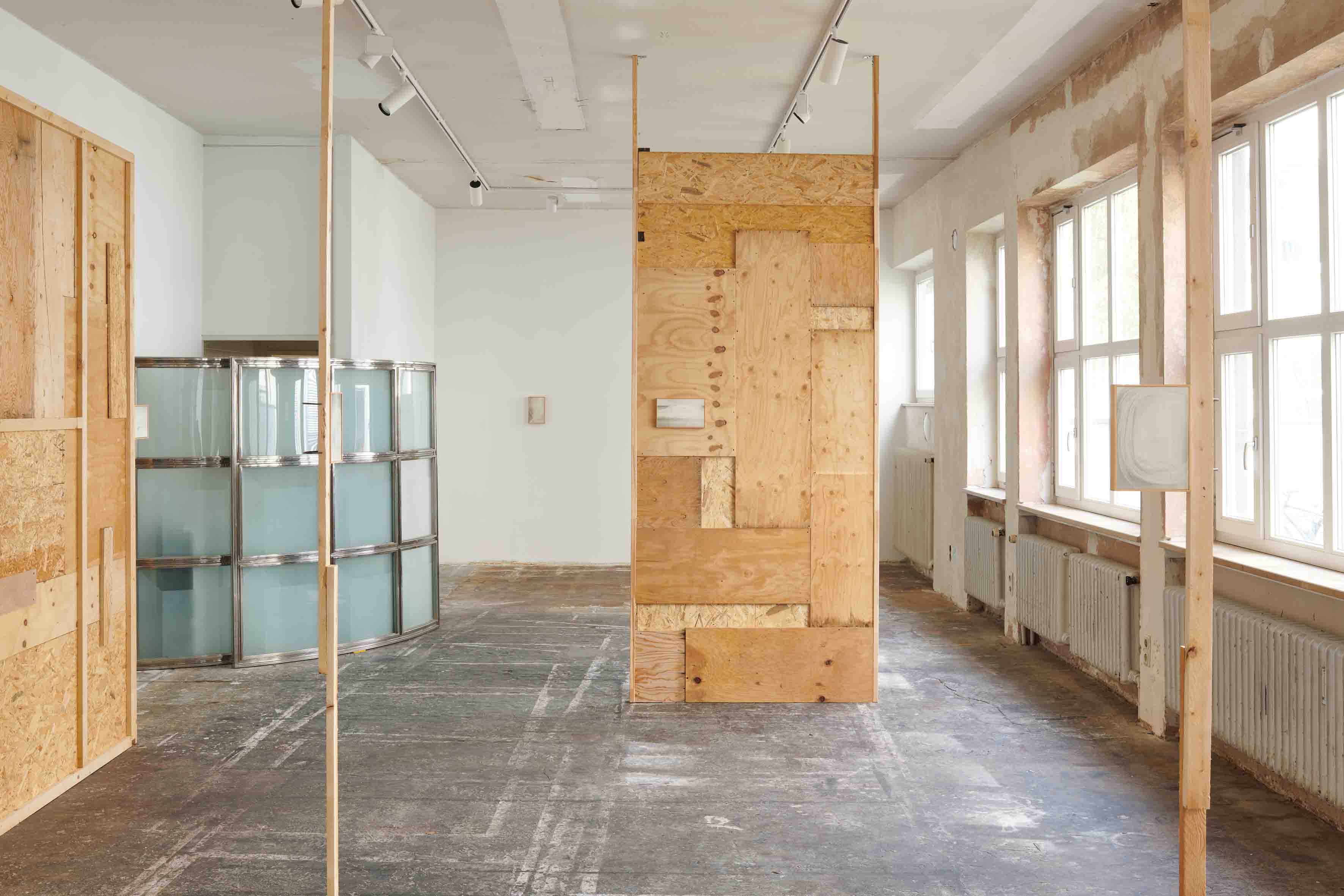 ZWEI LIEDER (TWO SONGS) by HOJEONG LEE at PAULINA CASPARI [from 20240328 to 20240427] [Photo: Produktion Pitz]