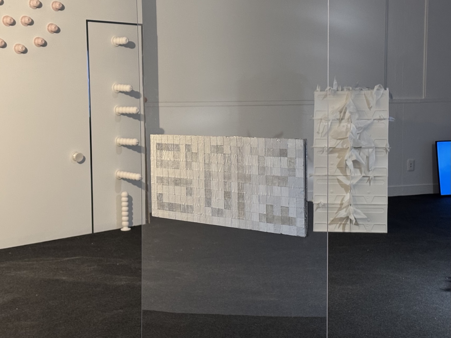 말아요, 2024, 혼합재료, 160×50×0.3cm