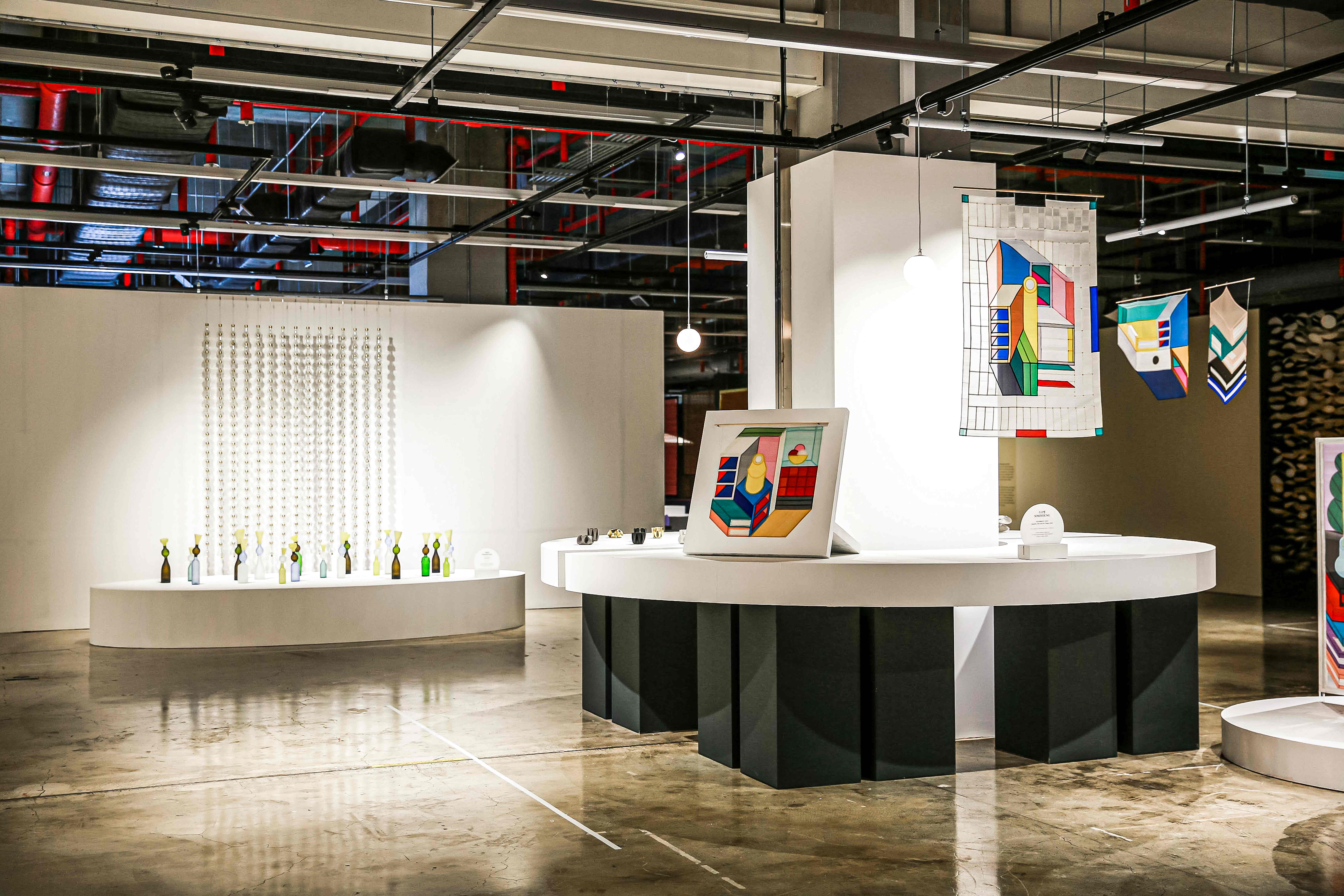 청주시한국공예관 [평범의 세계: 이로운 공예]