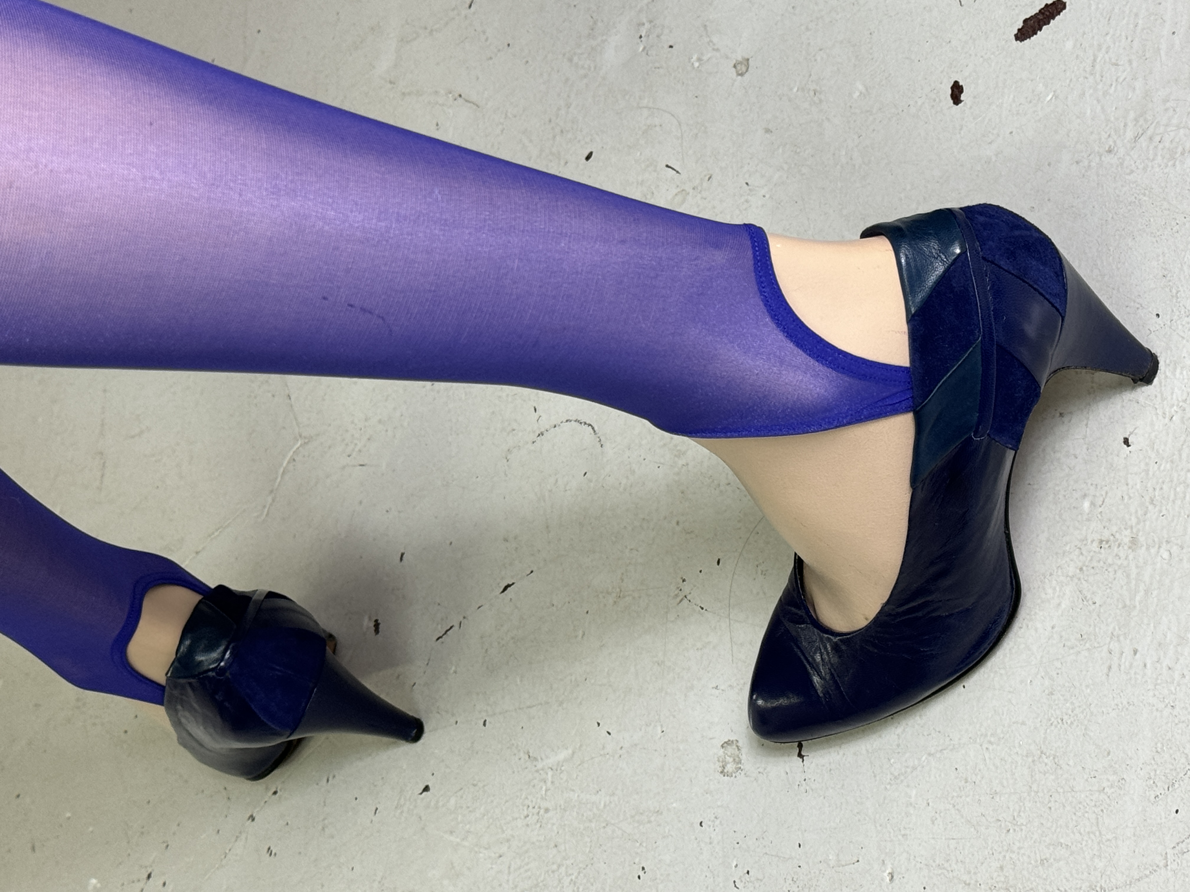 Vintage dark navy pumps — ns