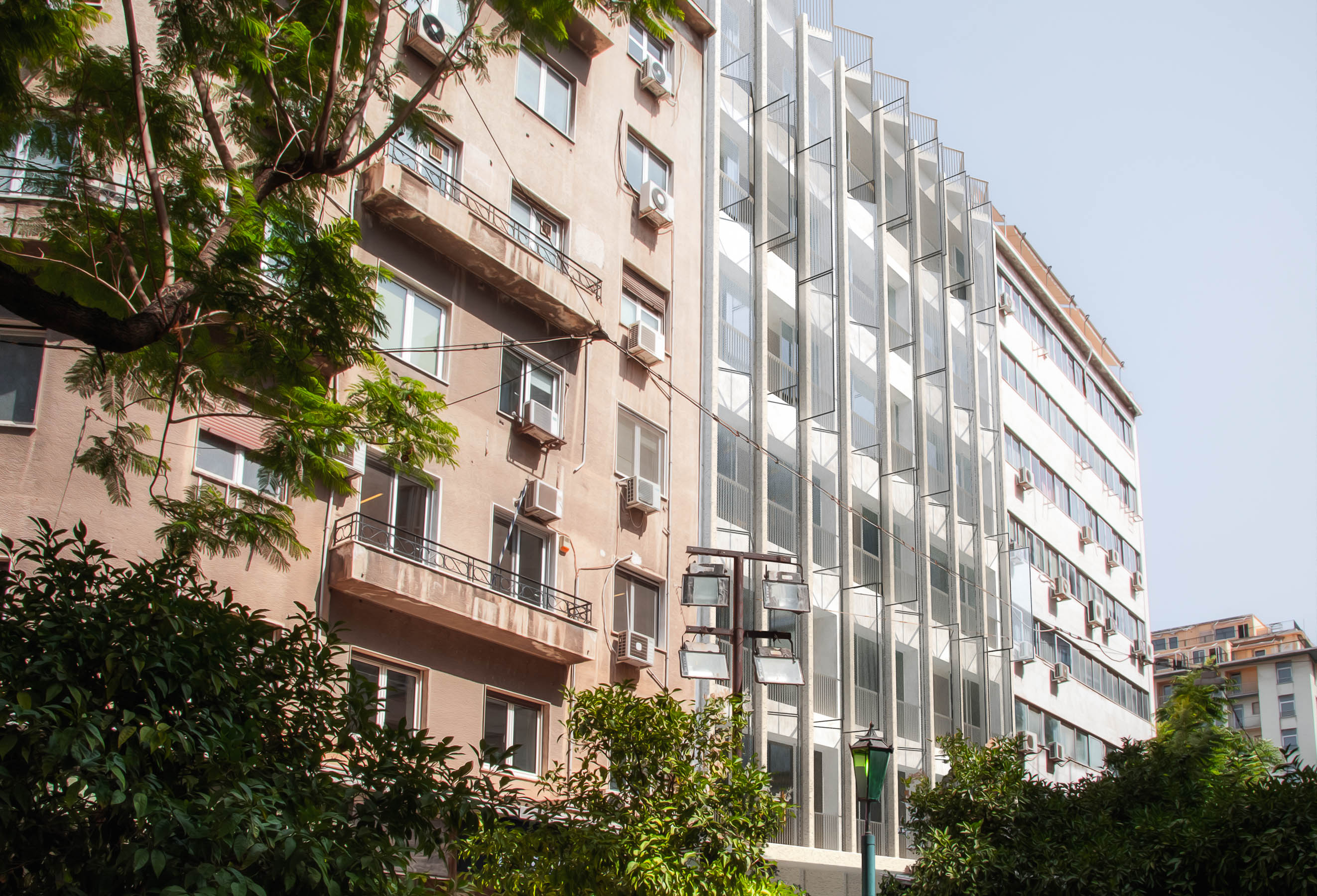 Unselected View of the Faltwerk at Christou Lada Street / Athens.