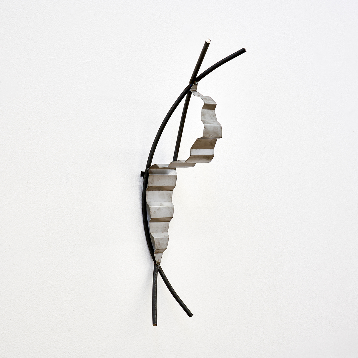 Bronwyn Katz,   /  (2019) | Steel, audio and wireless speakers, 74 x 15 x 30 cm  | link to audio