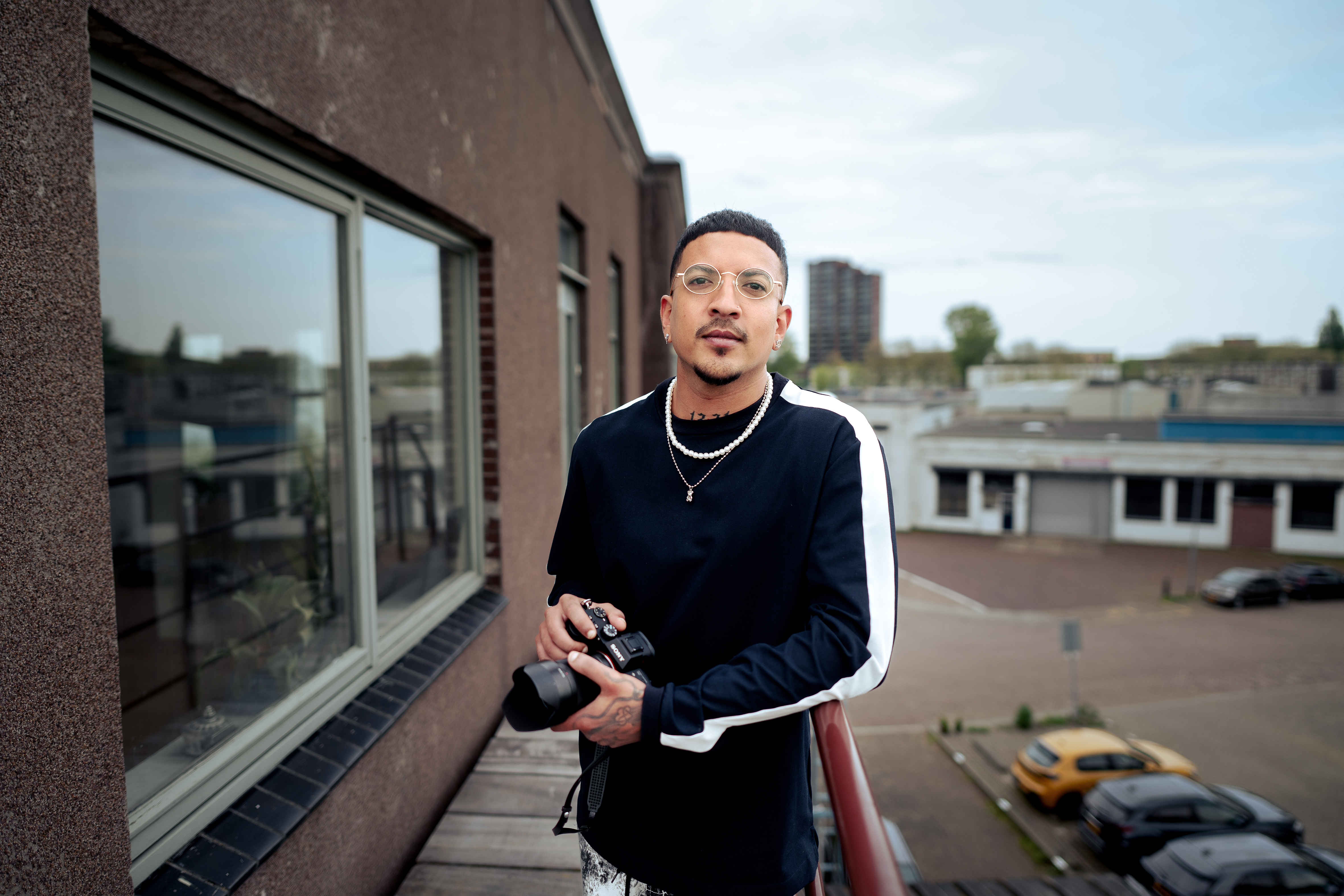 Rocky / LUISTER EENS