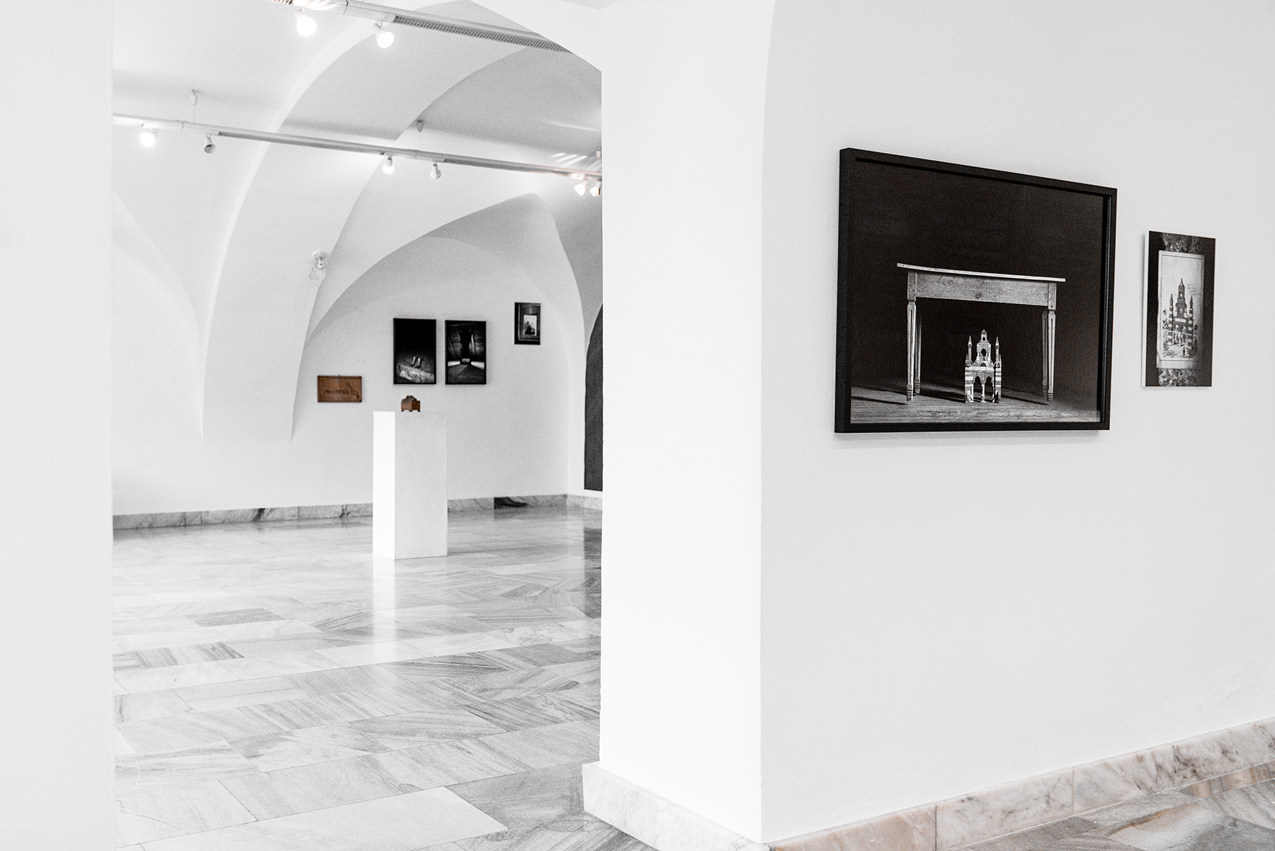 Plexus. Galerie Jiřího Jílka, Šumperk, 2025. With Eugen Ruppert, curated by Pavlína Vogelová.