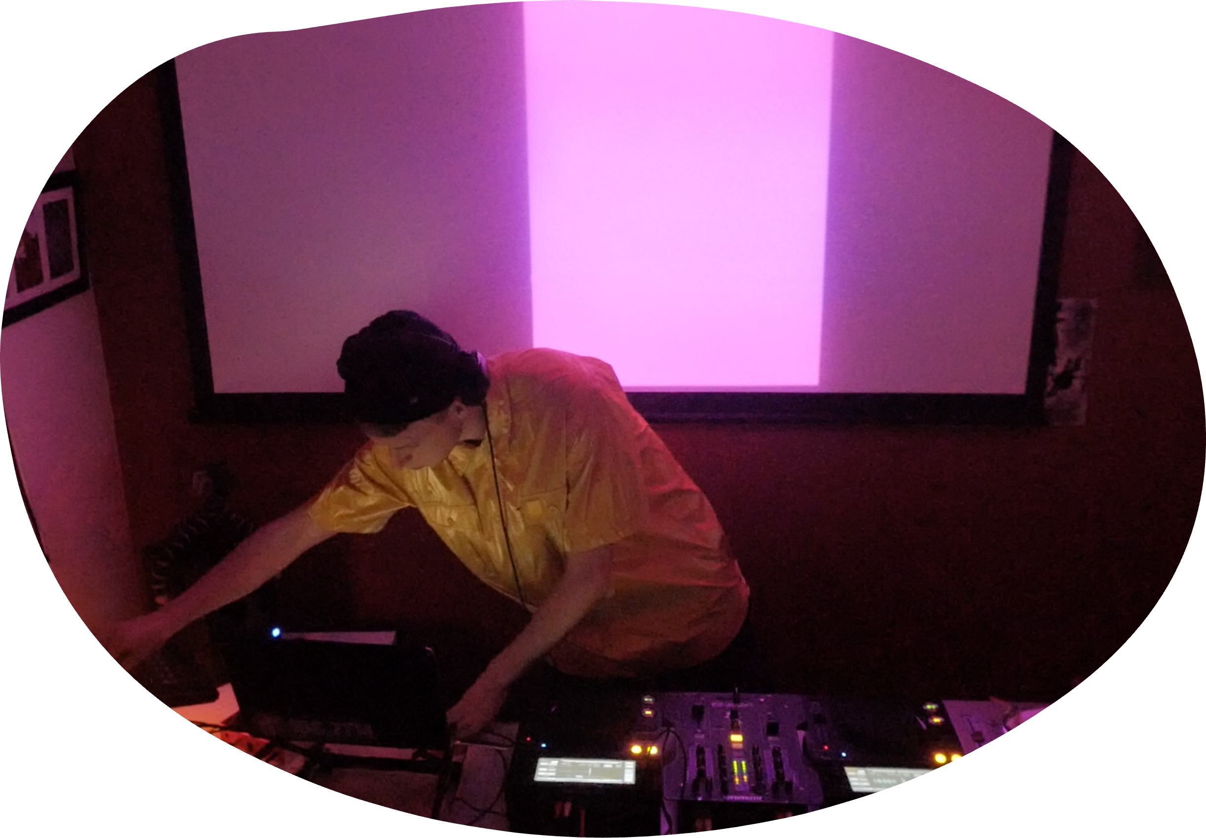 genre spanner - radio livestream