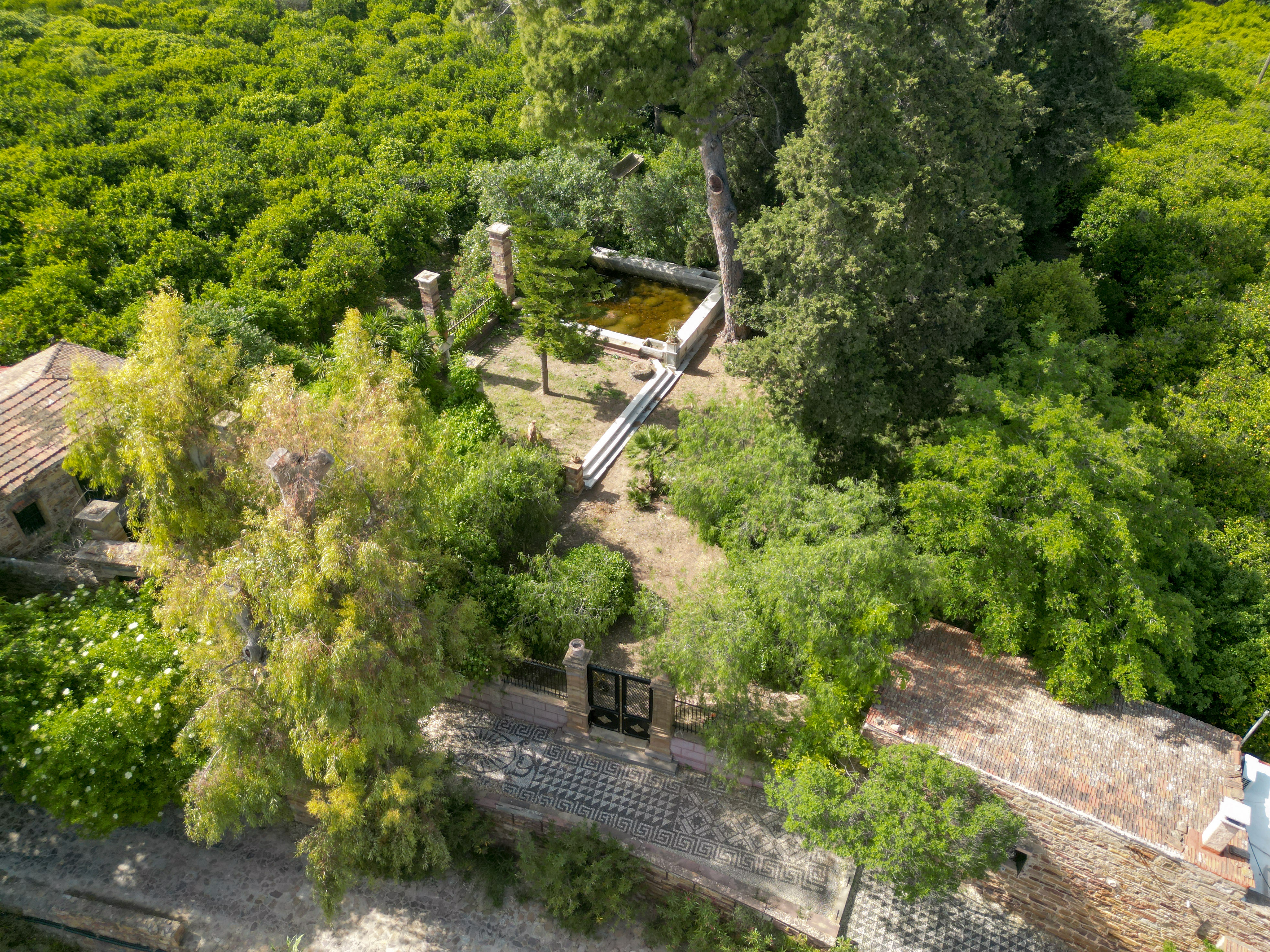 Aerial view of the entrance to Karaviko, photo by Kelly Katsarou - Nelo Meci