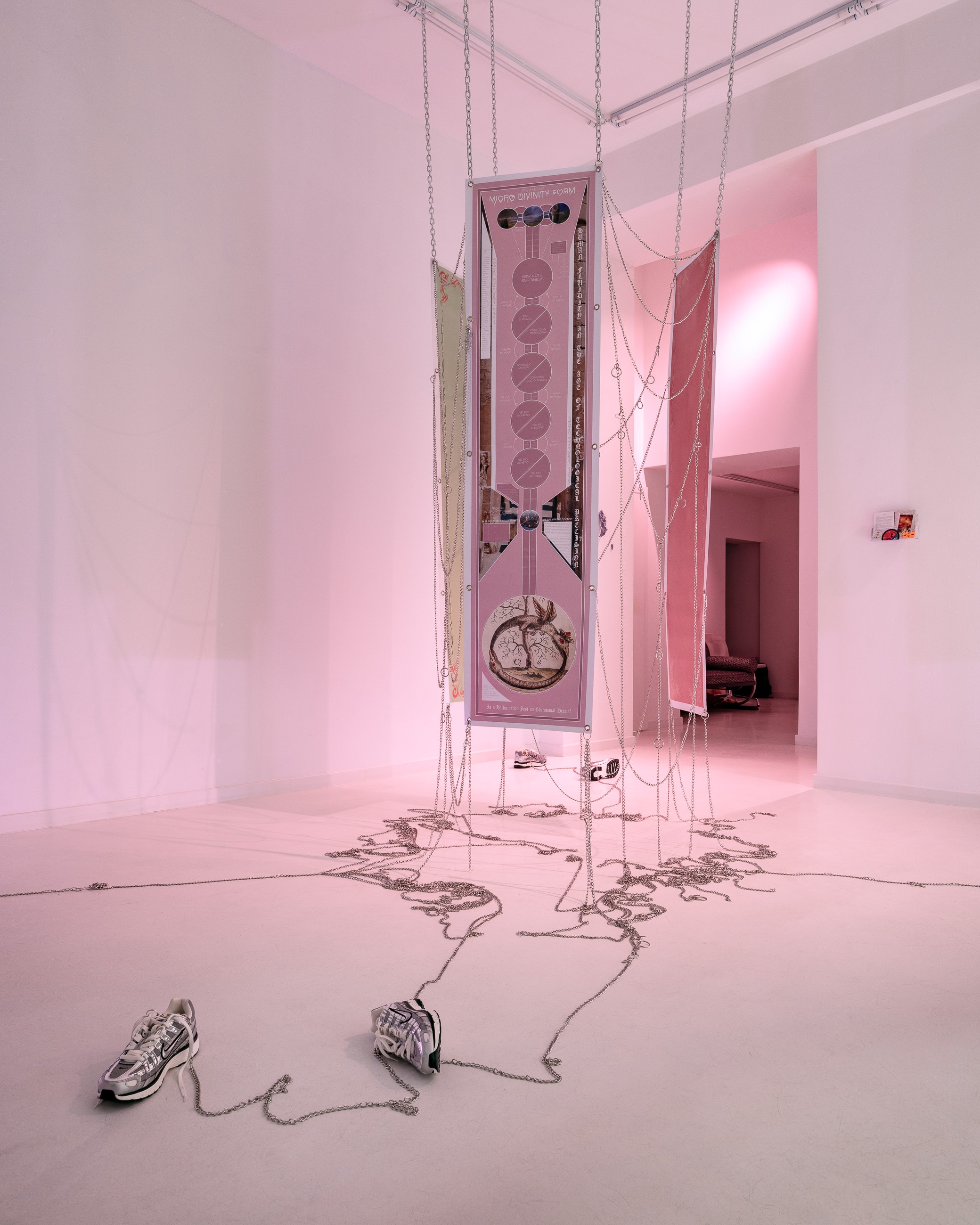 INFINITE REALM with works by ETERNAL ENGINE and OMSK SOCIAL CLUB at HOS GALLERY curated by MARIANNA ŁOMŻA [from 20240621 to 20240816] [Photo: Szymon Sokołowski]