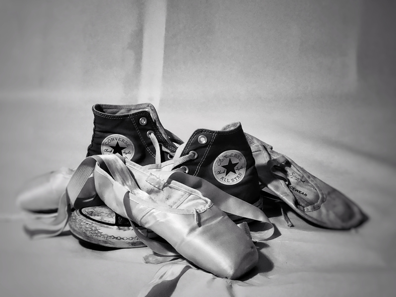 AM ENDE STEHT DER TANZ  von Andrina Schmid